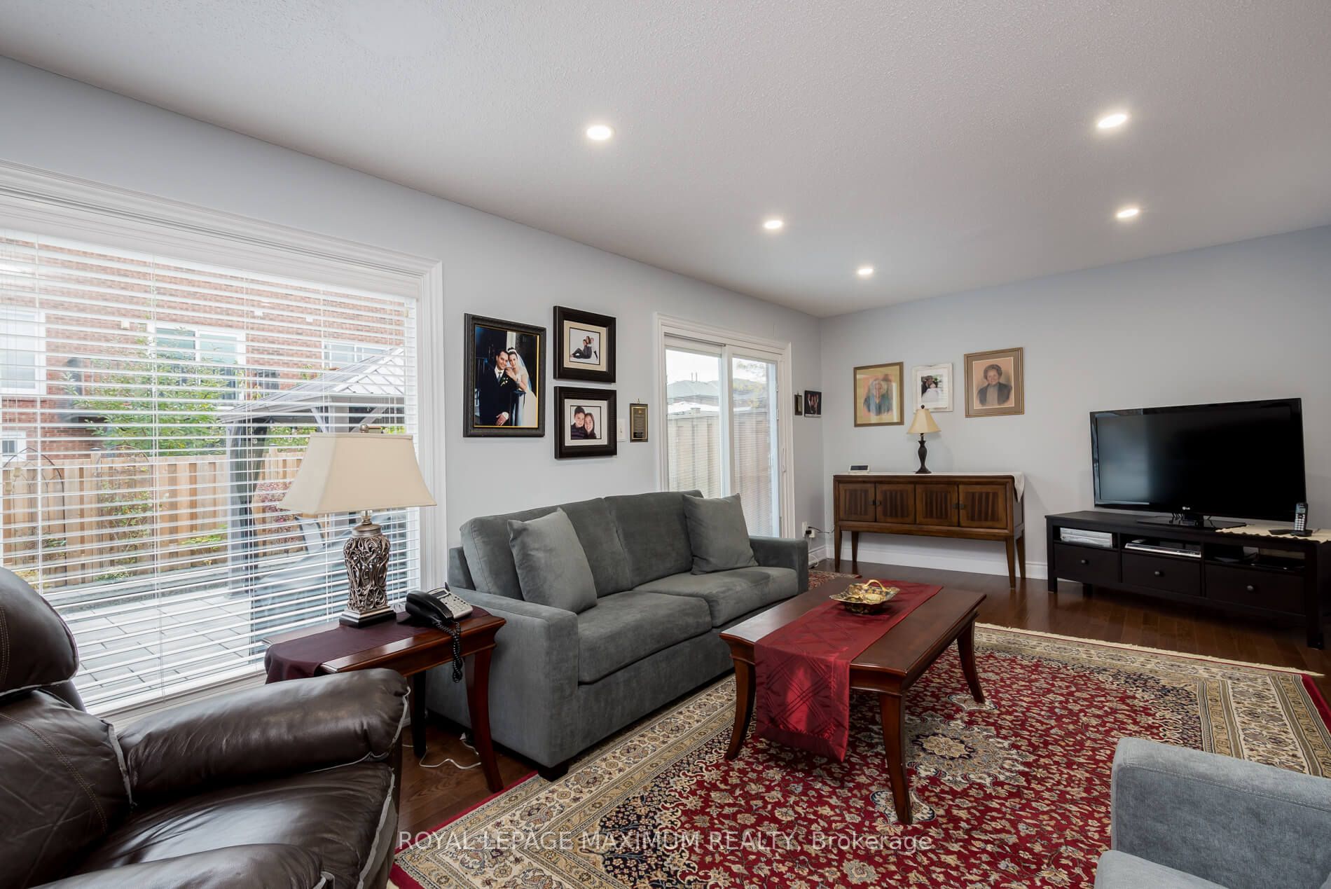 44 Flagstick Court