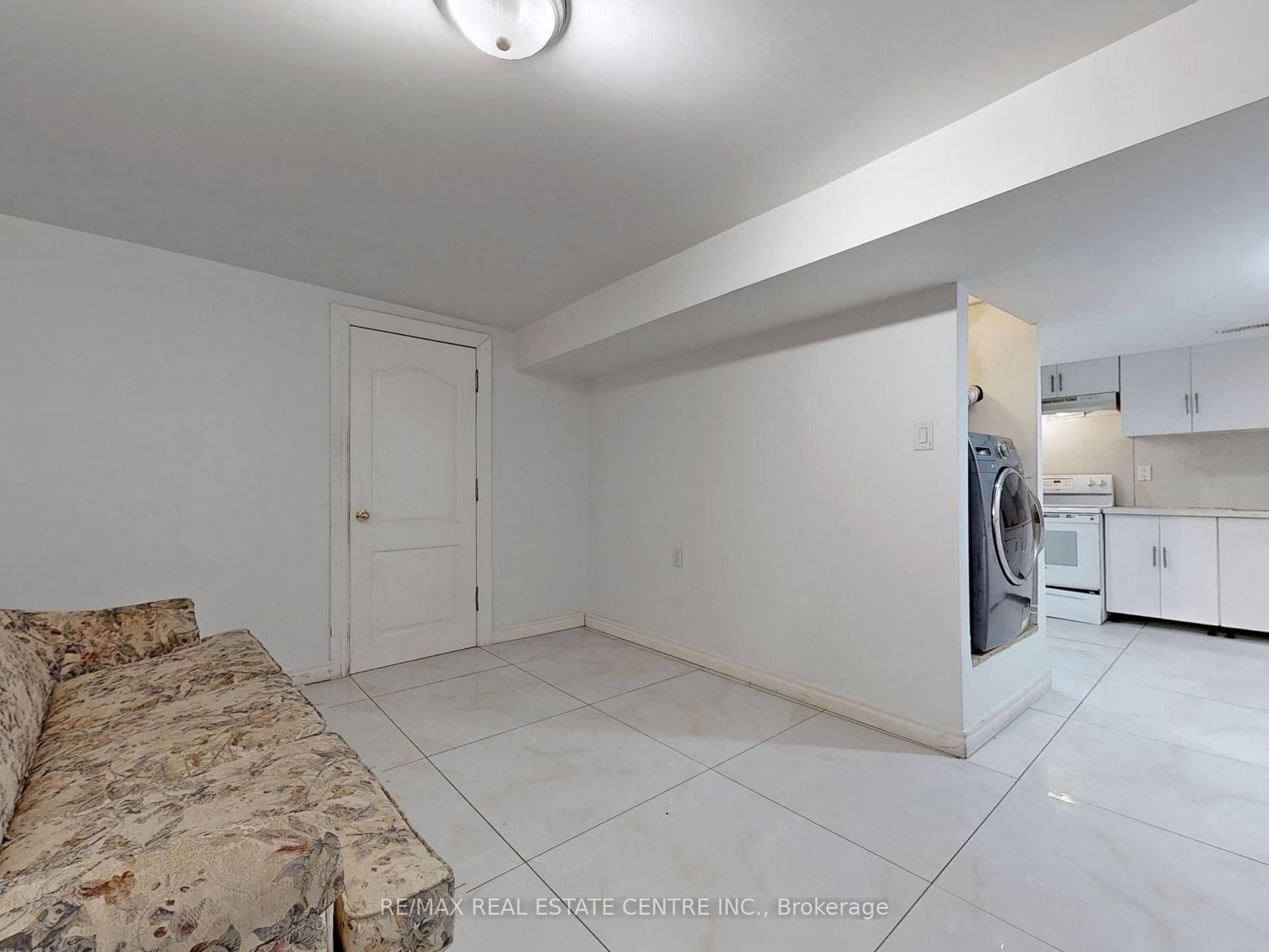 2211 Camilla Road