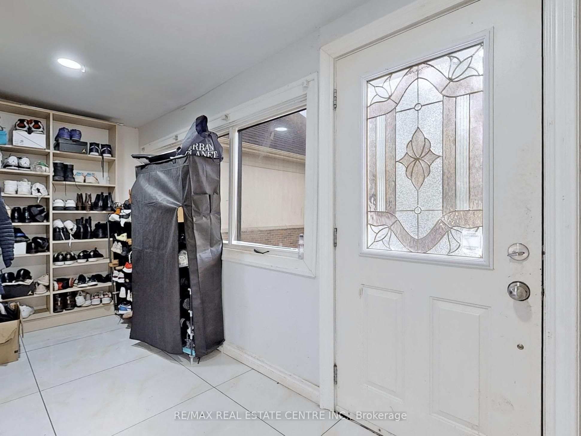 2211 Camilla Road