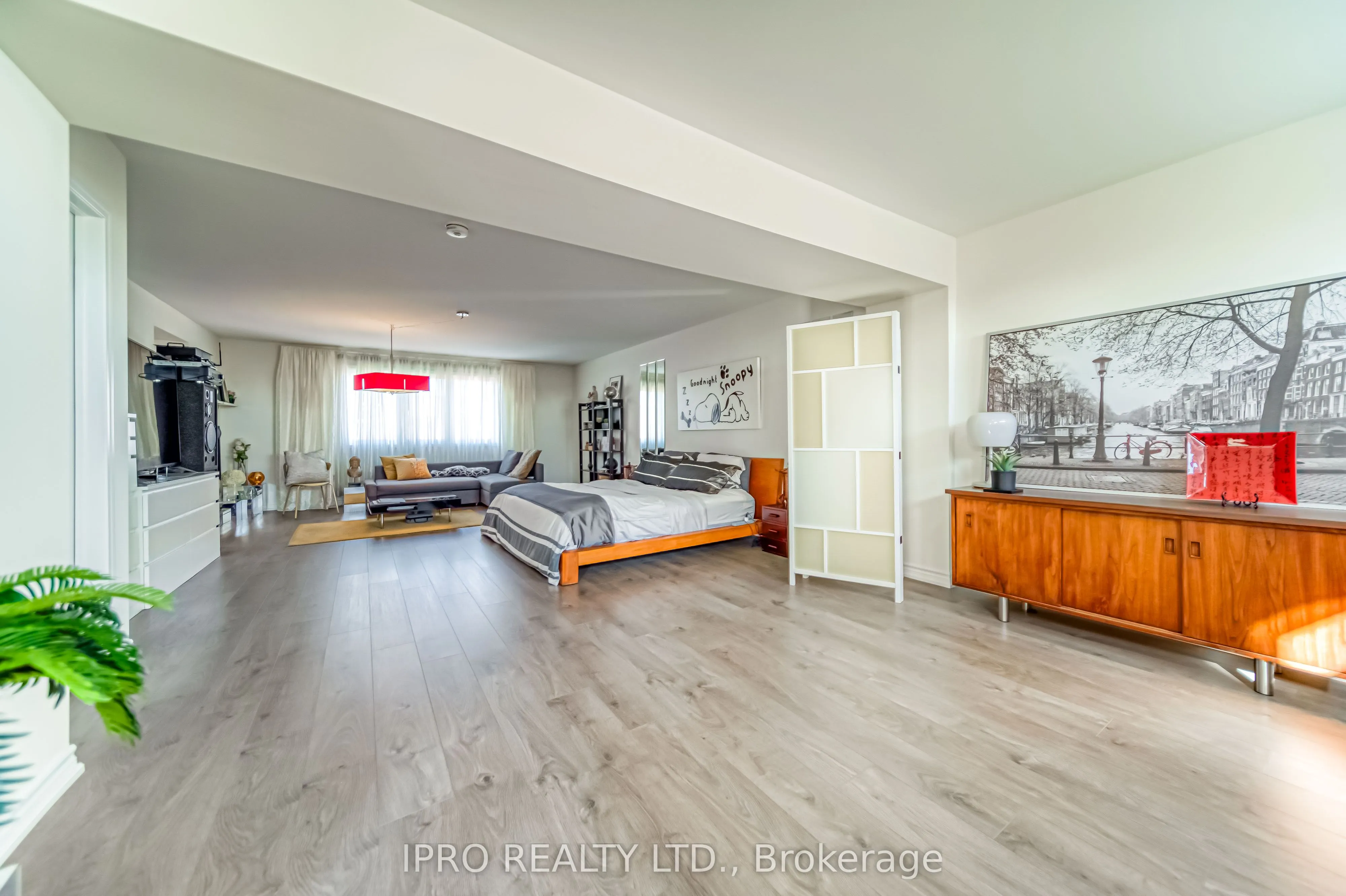 294 Valermo Drive