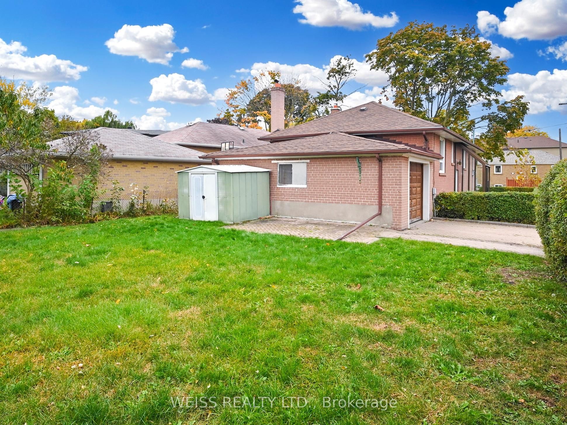 39 Savona Drive
