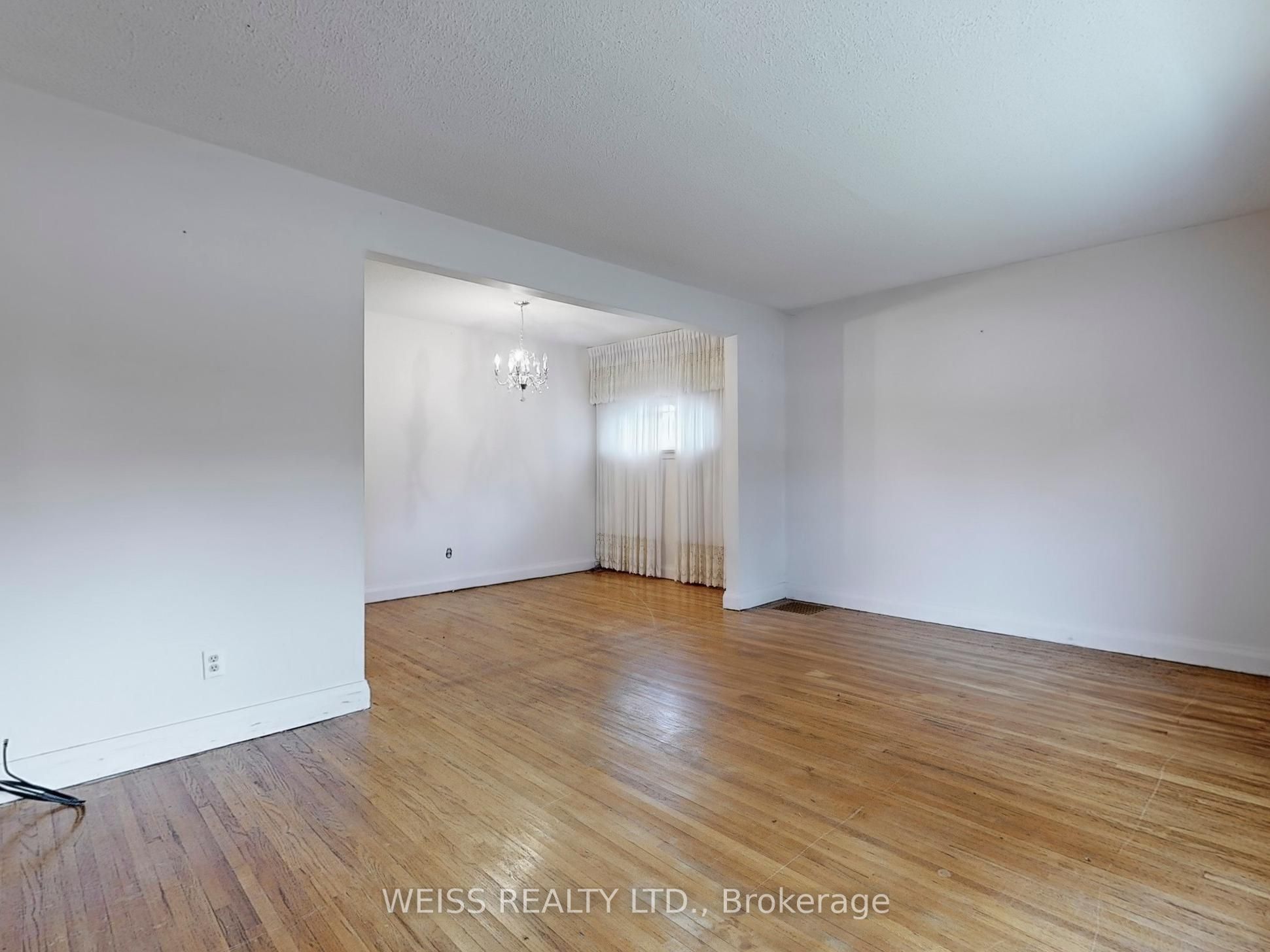 39 Savona Drive