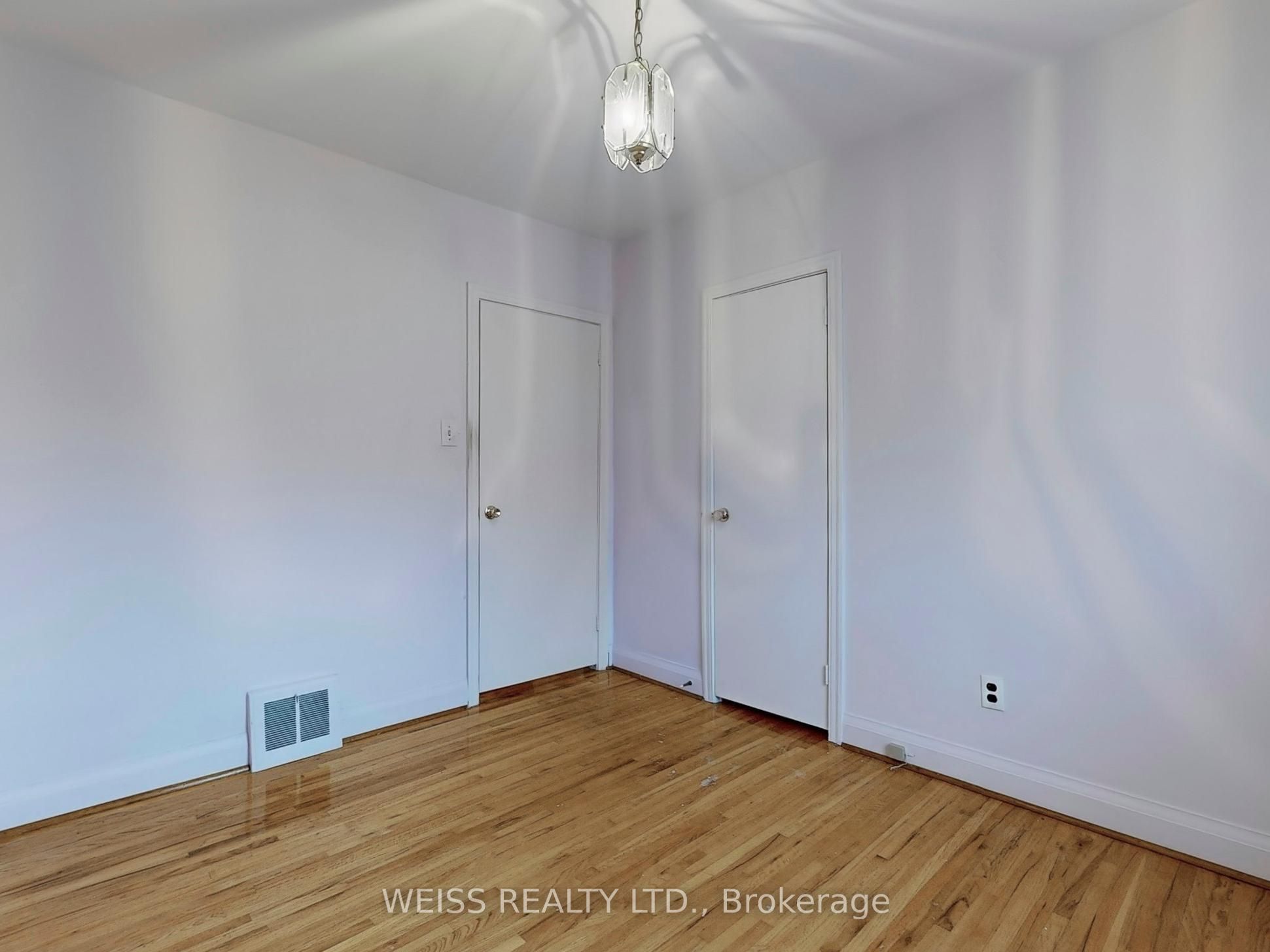 39 Savona Drive
