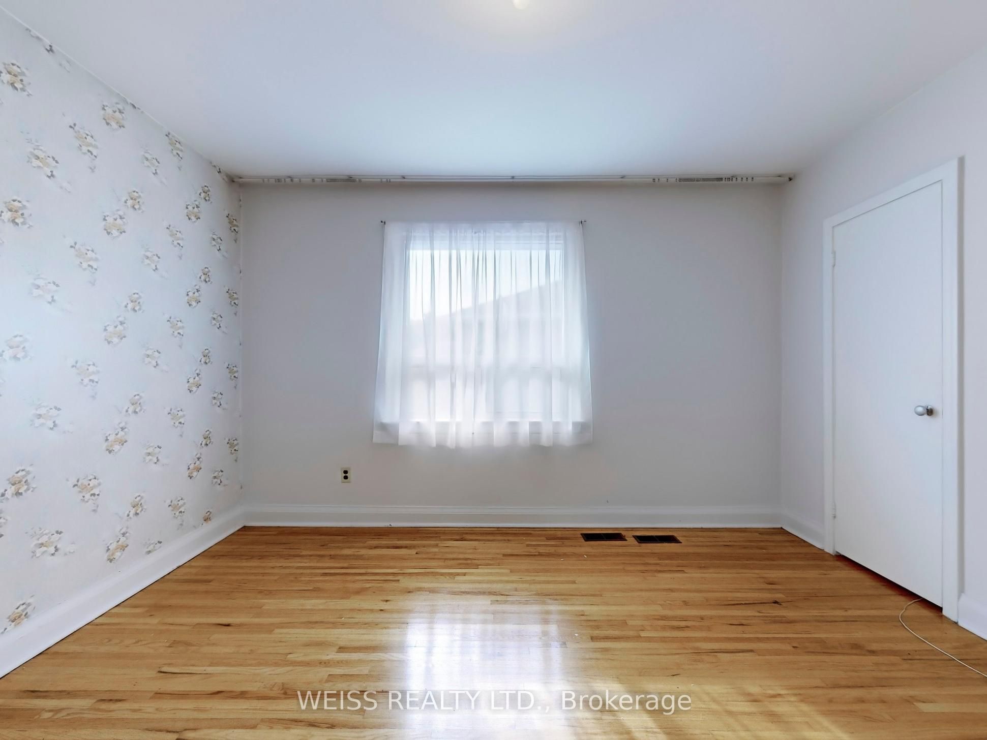 39 Savona Drive