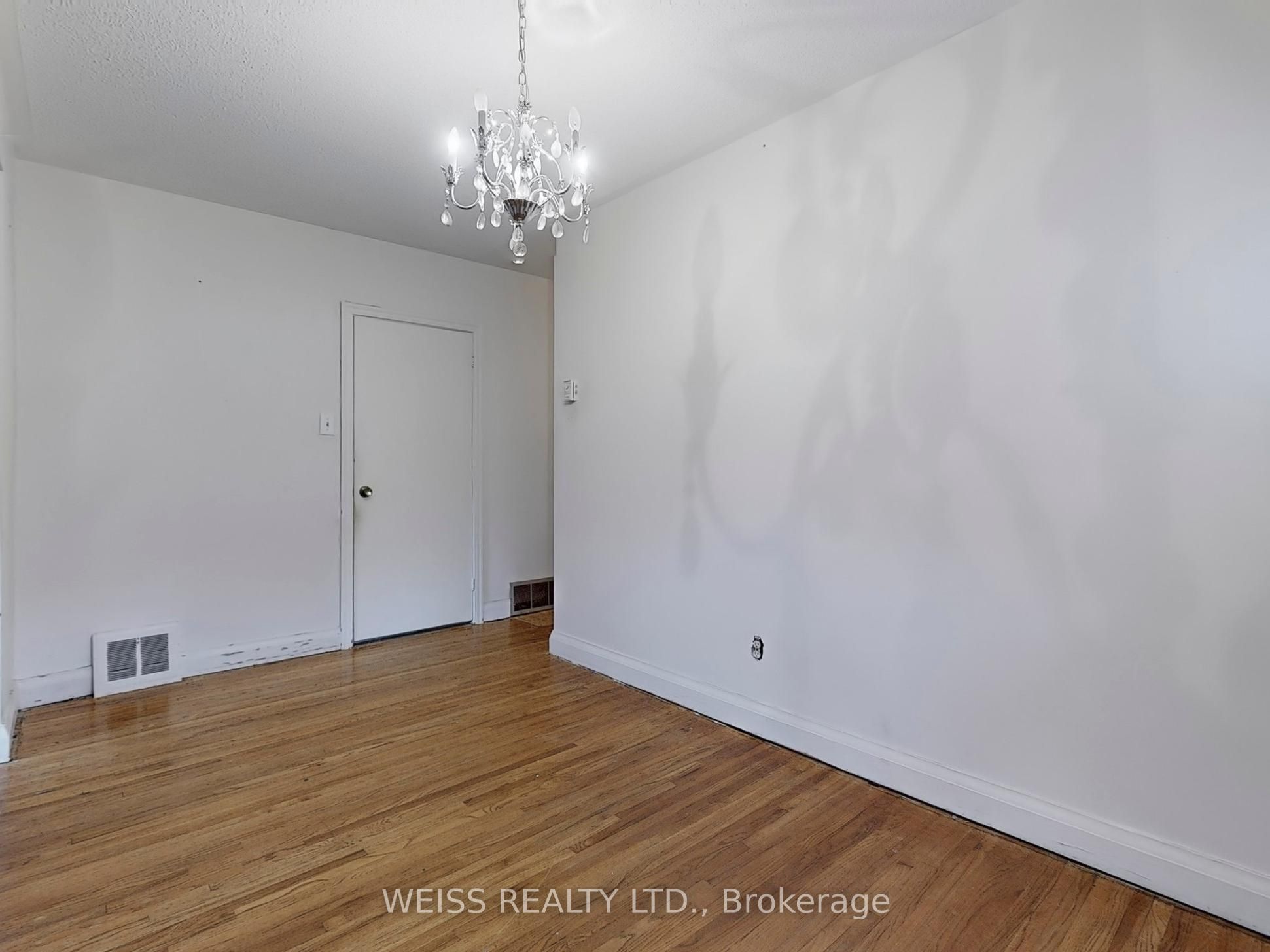 39 Savona Drive