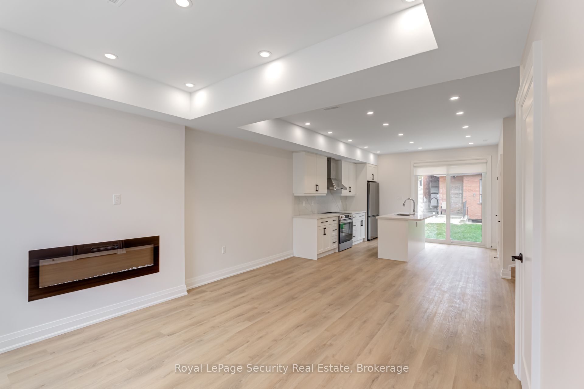 706 Gladstone Avenue, #Lane