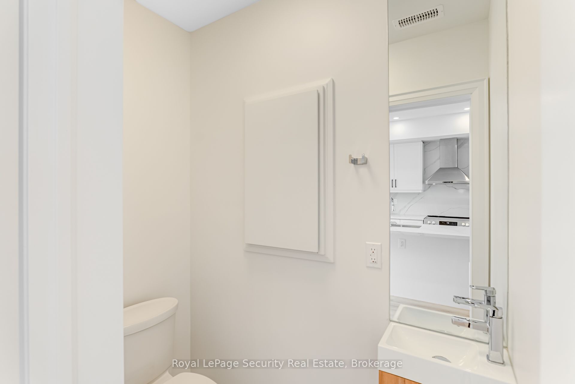 706 Gladstone Avenue, #Lane