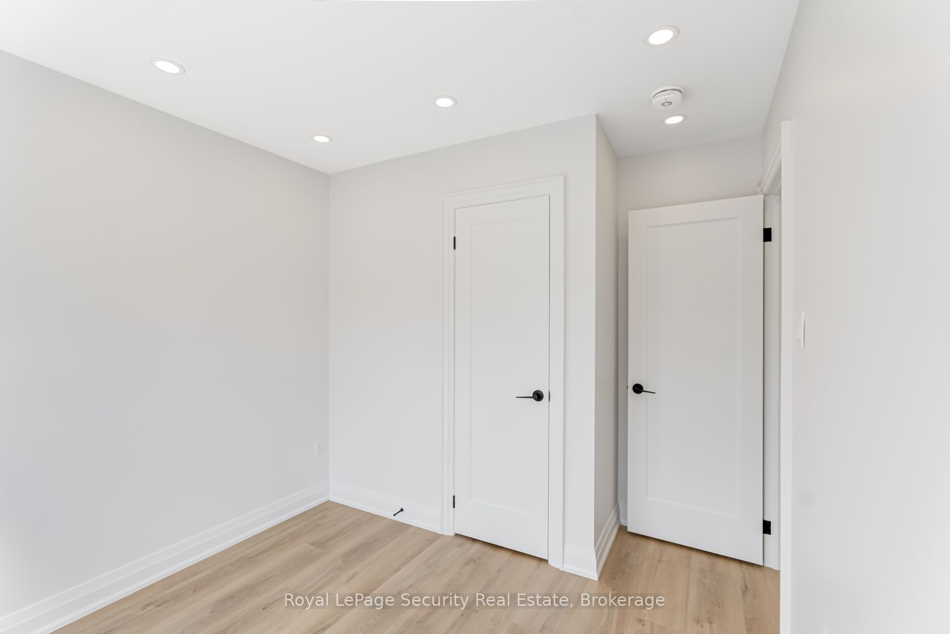 706 Gladstone Avenue, #Lane