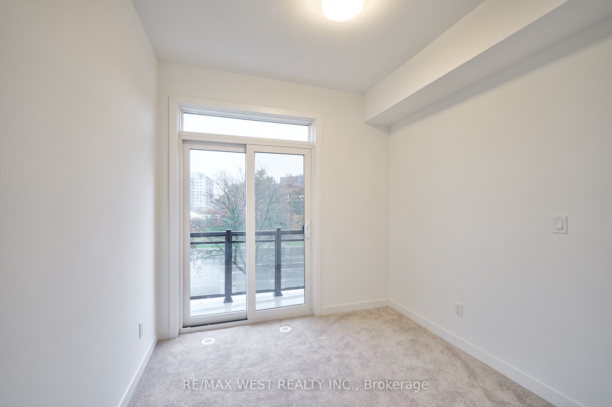 4015 Hickory Drive, #Th11