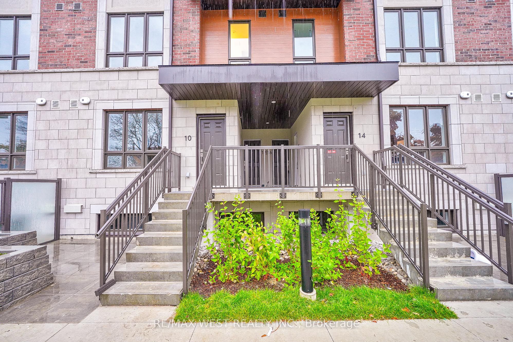 4015 Hickory Drive, #Th11