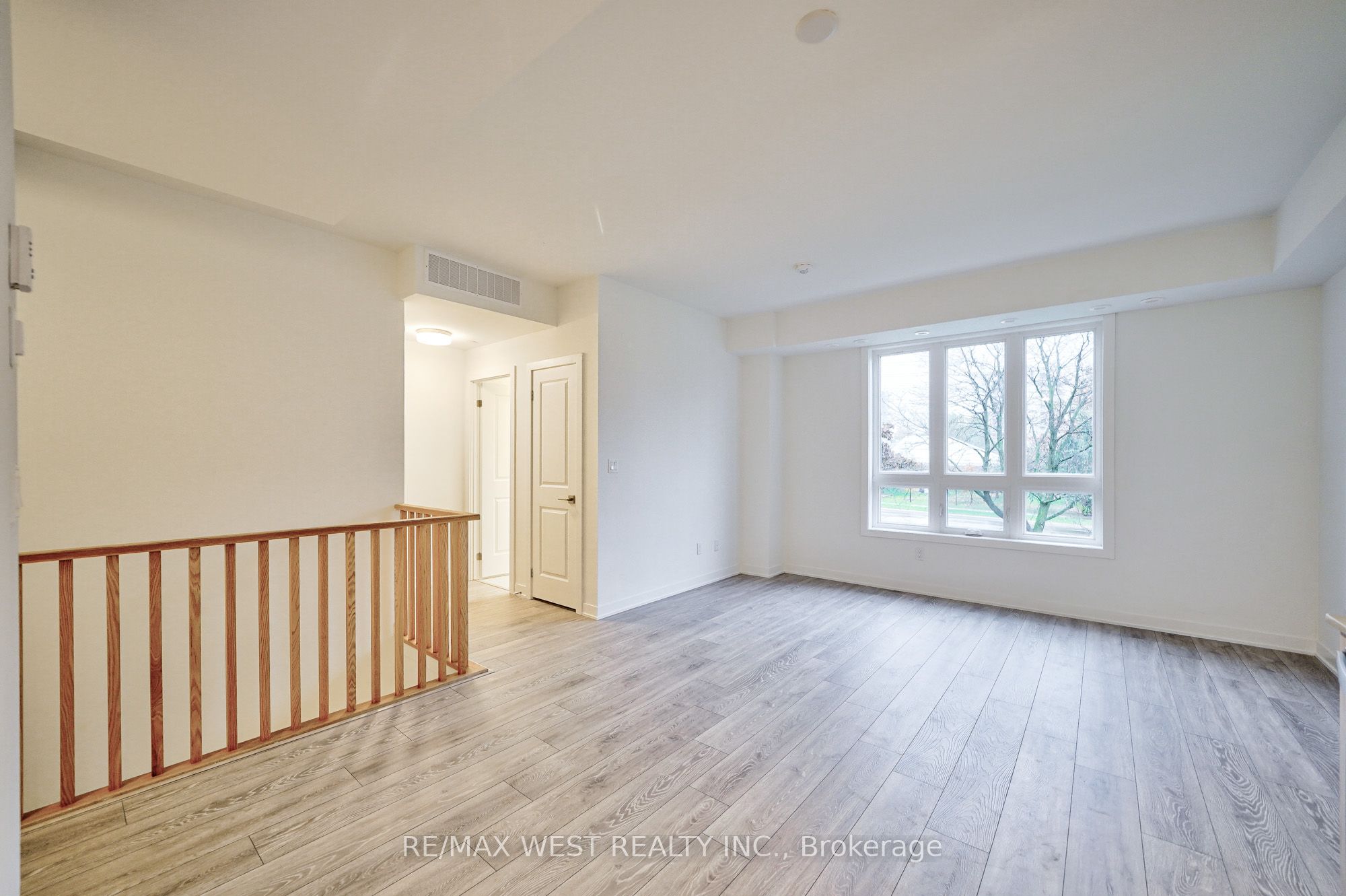 4015 Hickory Drive, #Th11