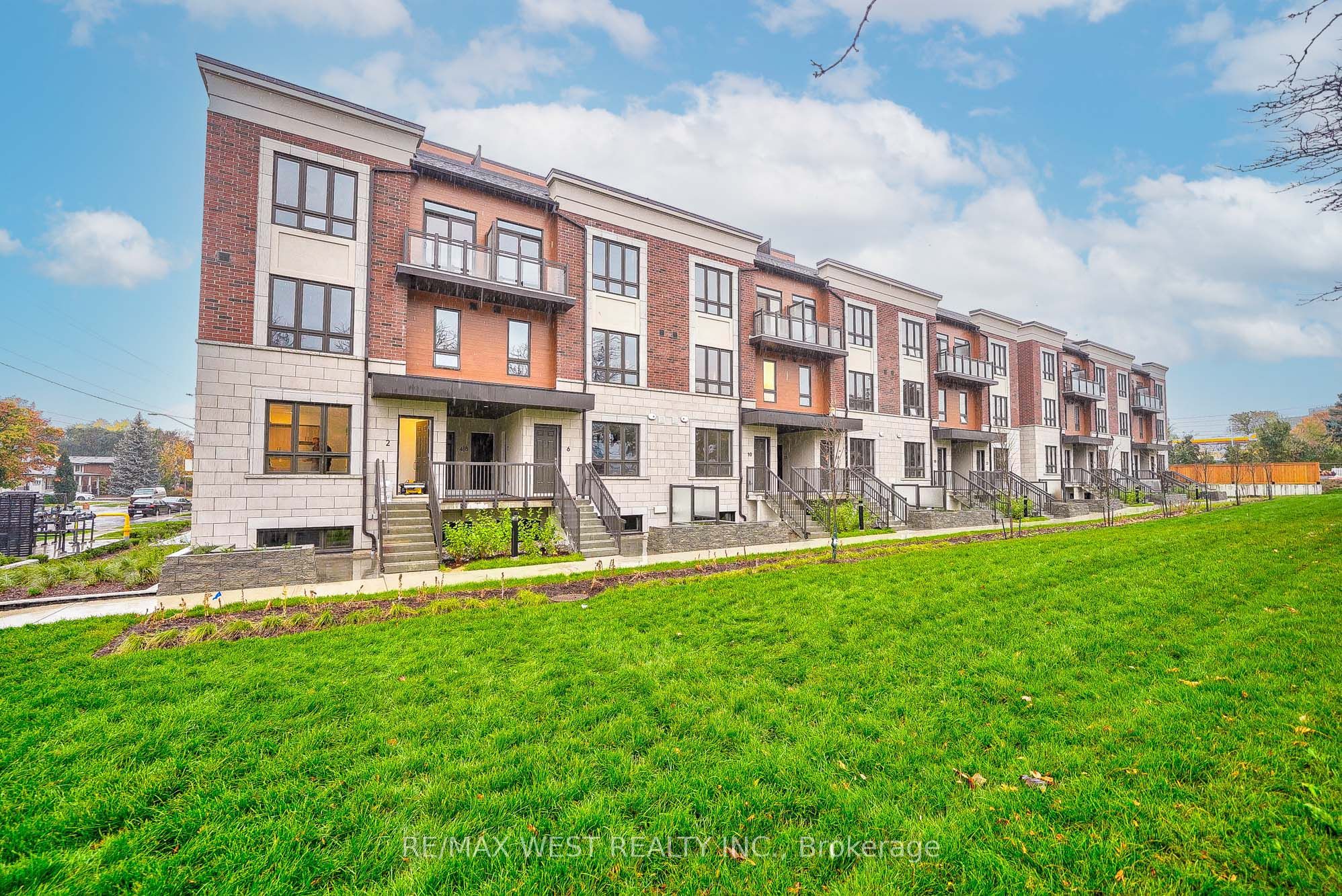 4015 Hickory Drive, #Th11