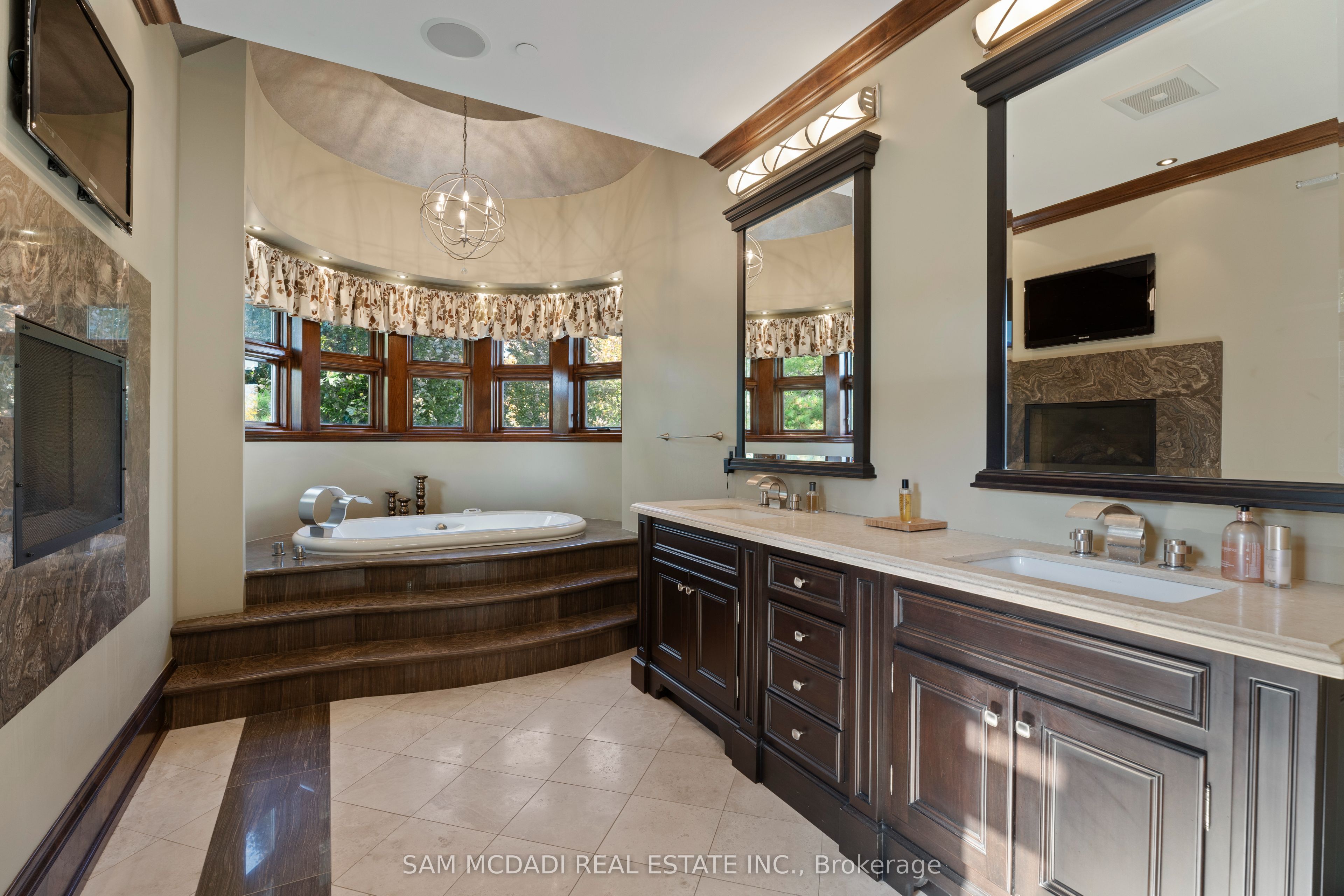 1500 Watersedge Road