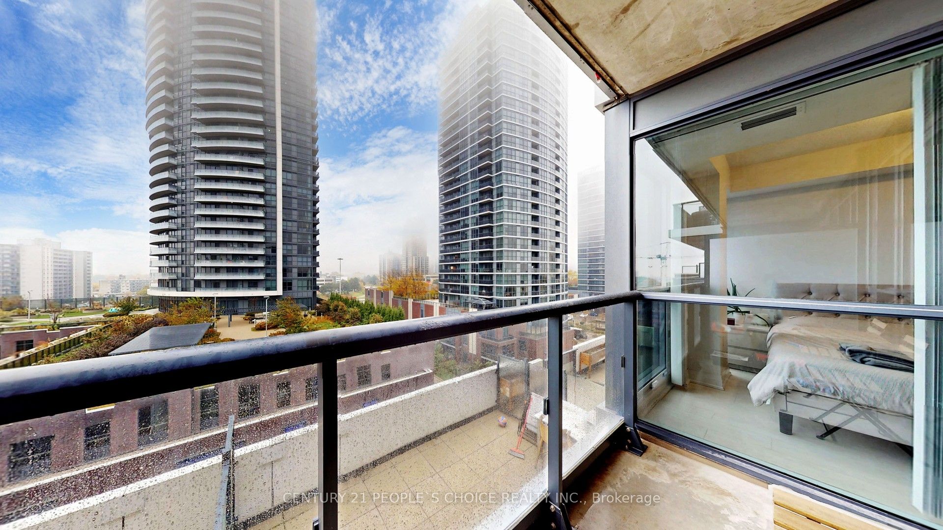 26 Gibbs Road, #827
