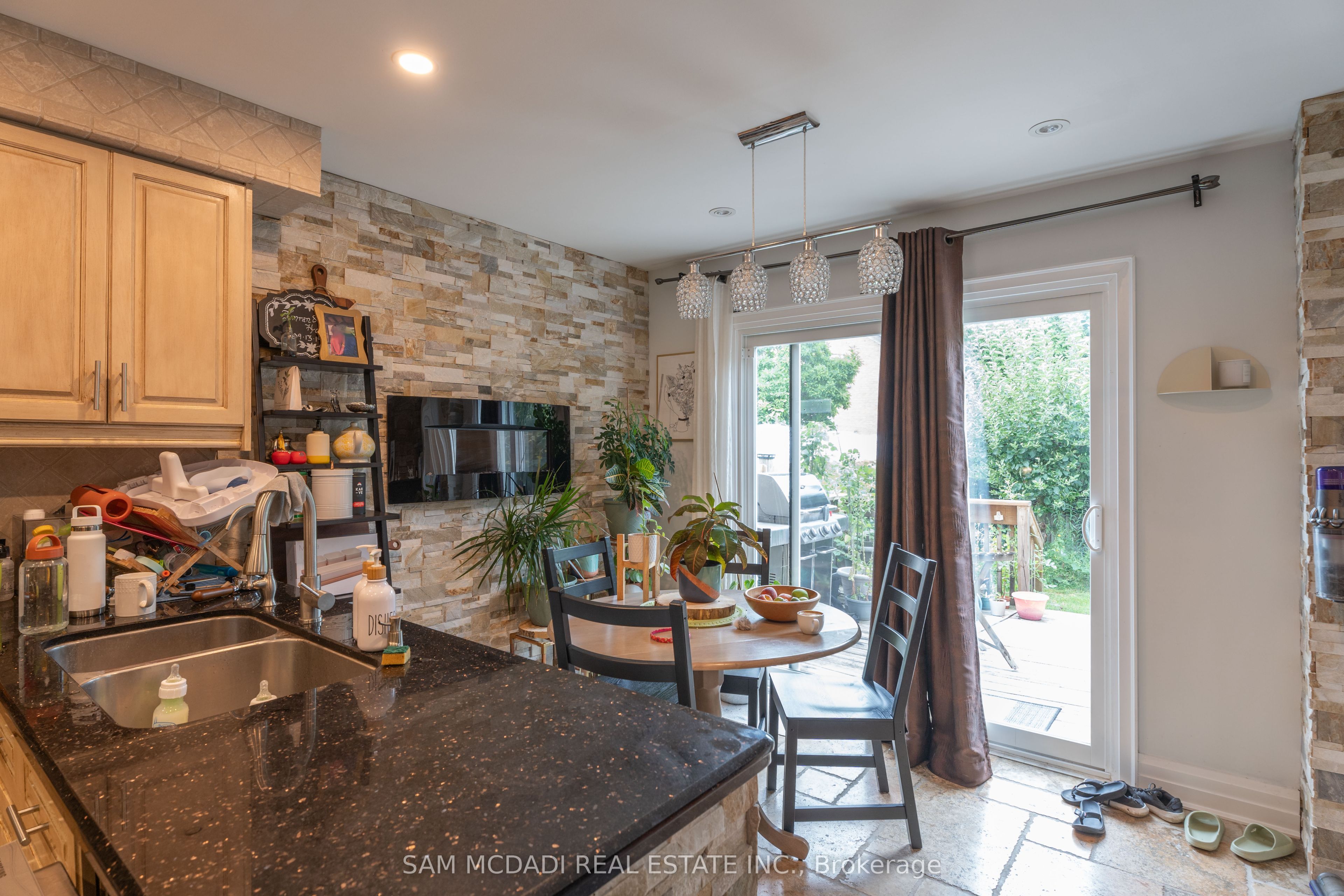 4484 Jenkins Crescent