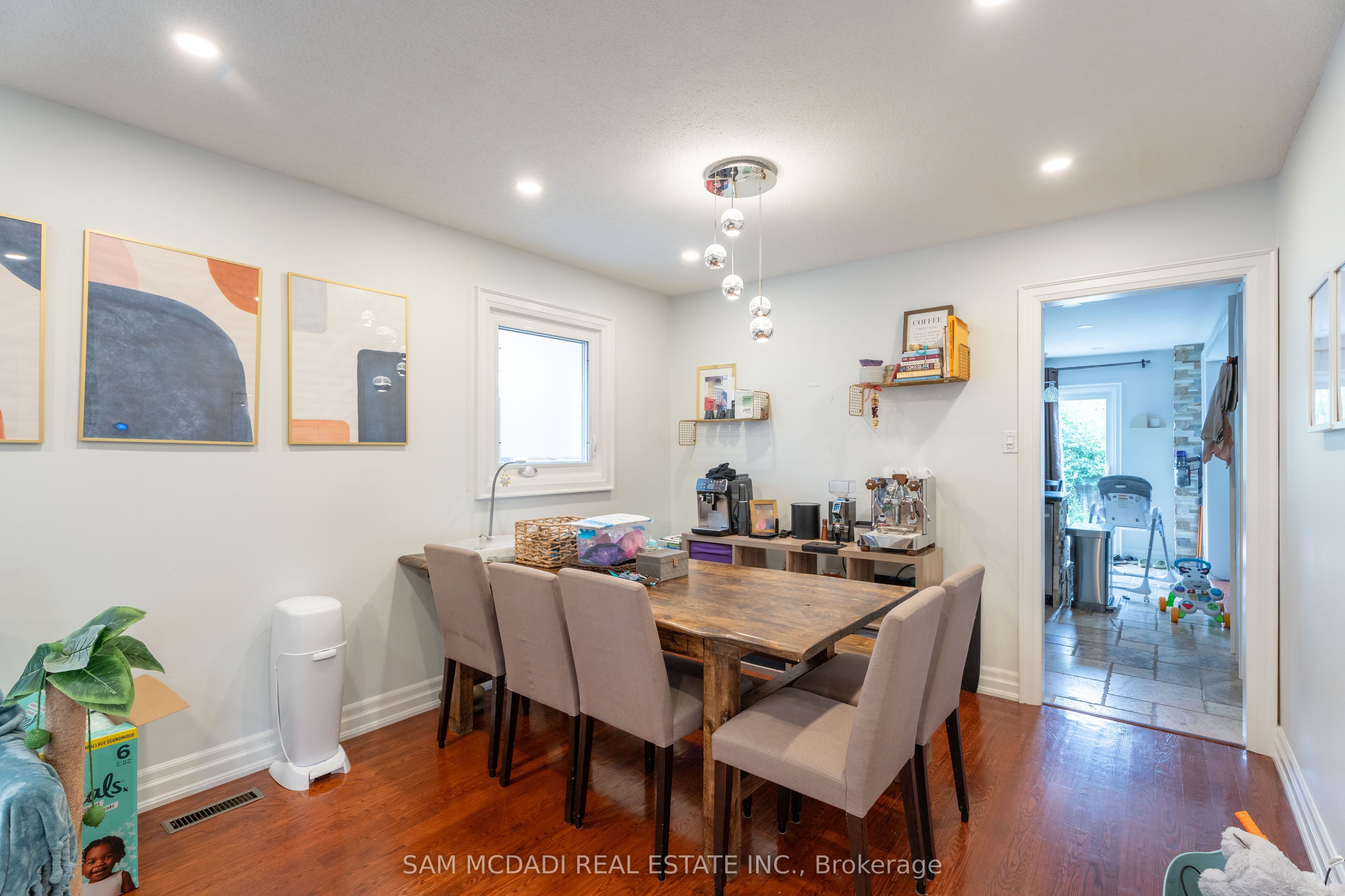 4484 Jenkins Crescent