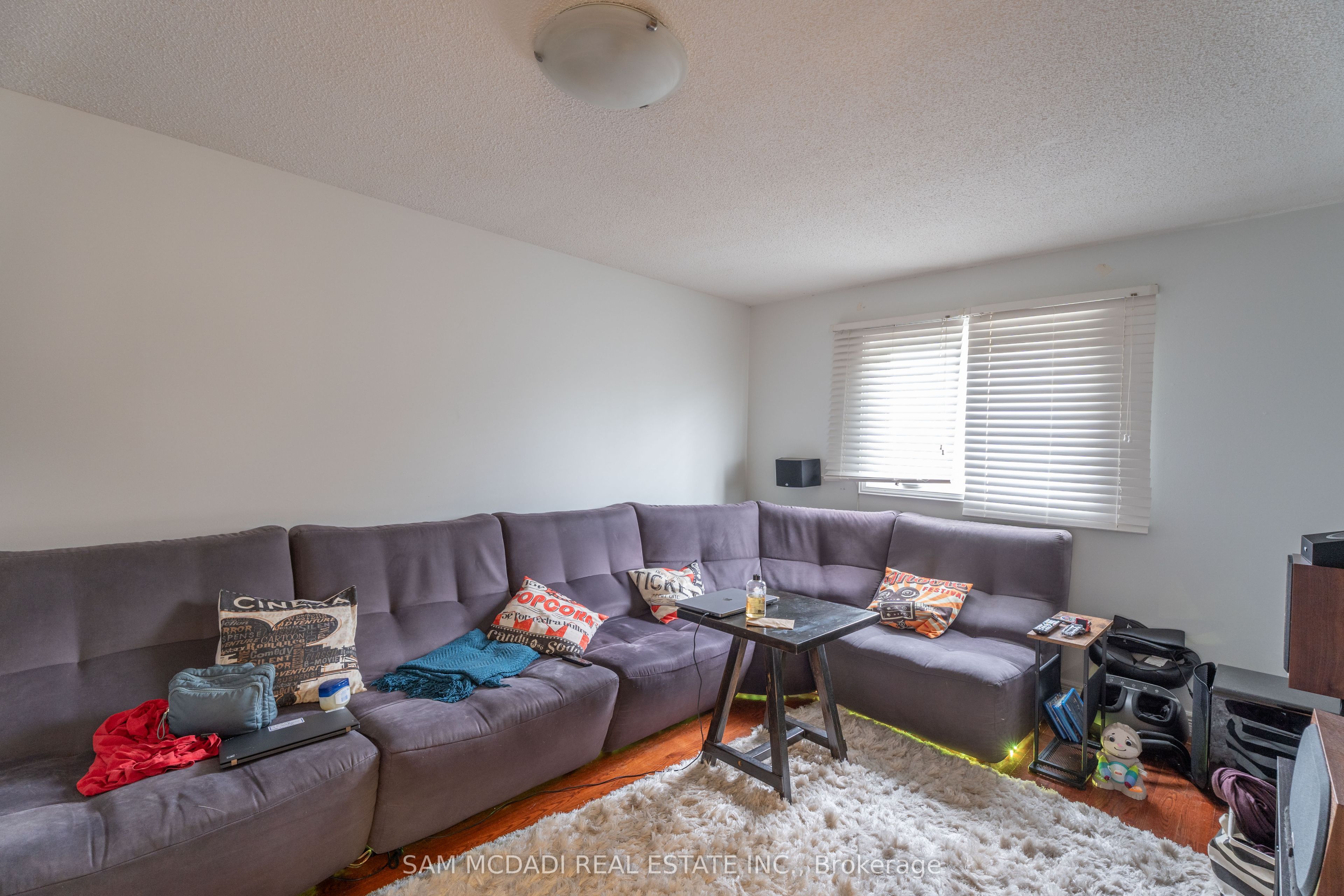 4484 Jenkins Crescent