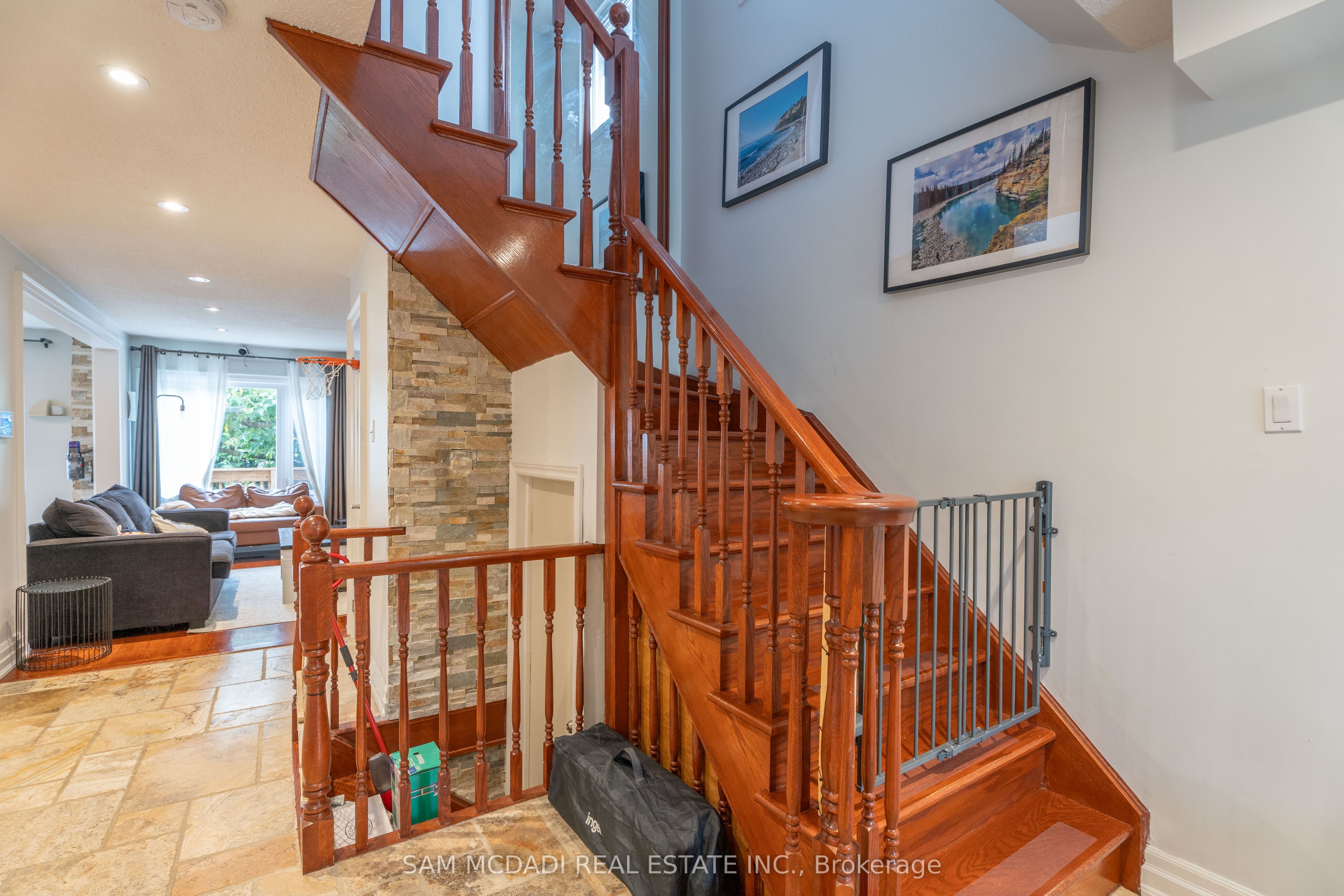 4484 Jenkins Crescent