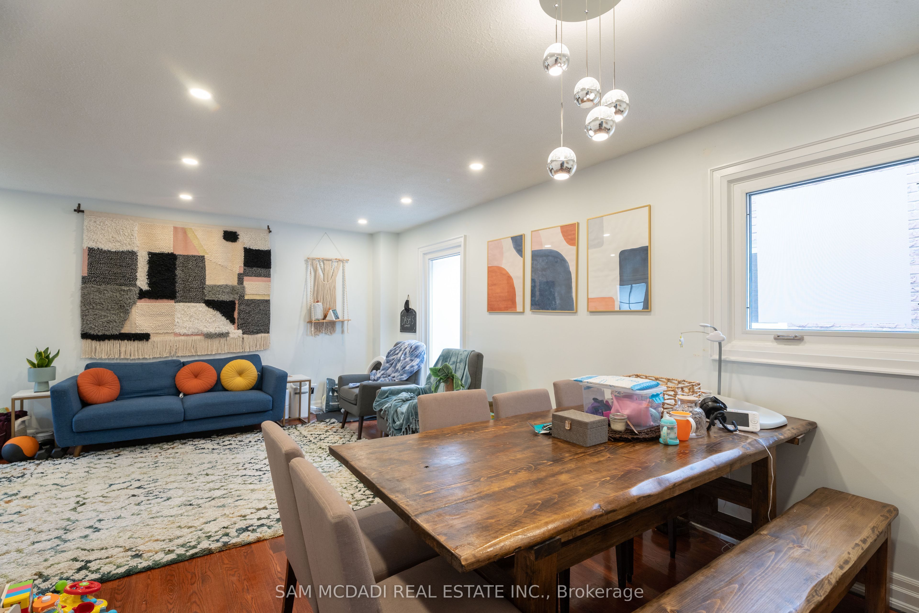4484 Jenkins Crescent