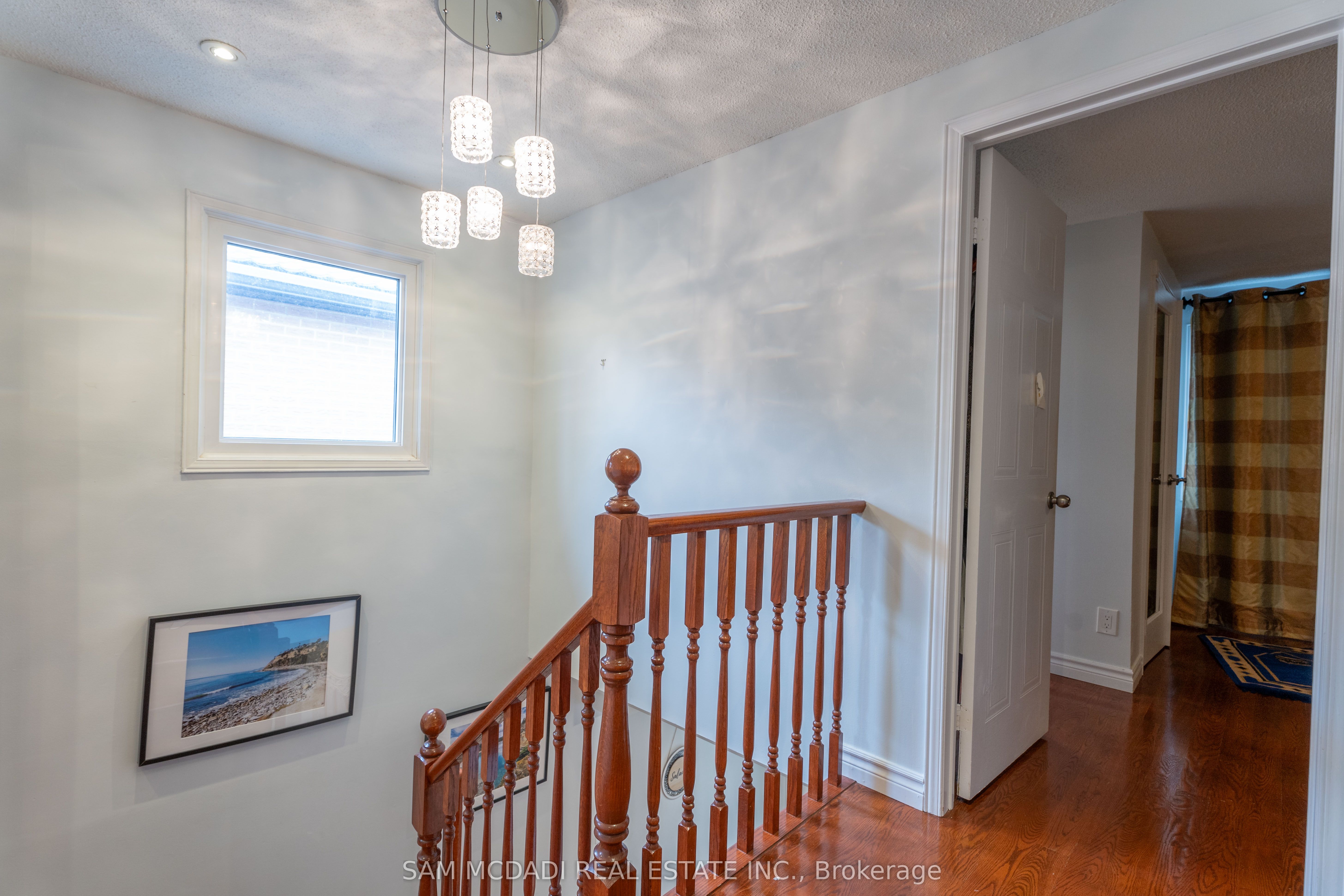 4484 Jenkins Crescent