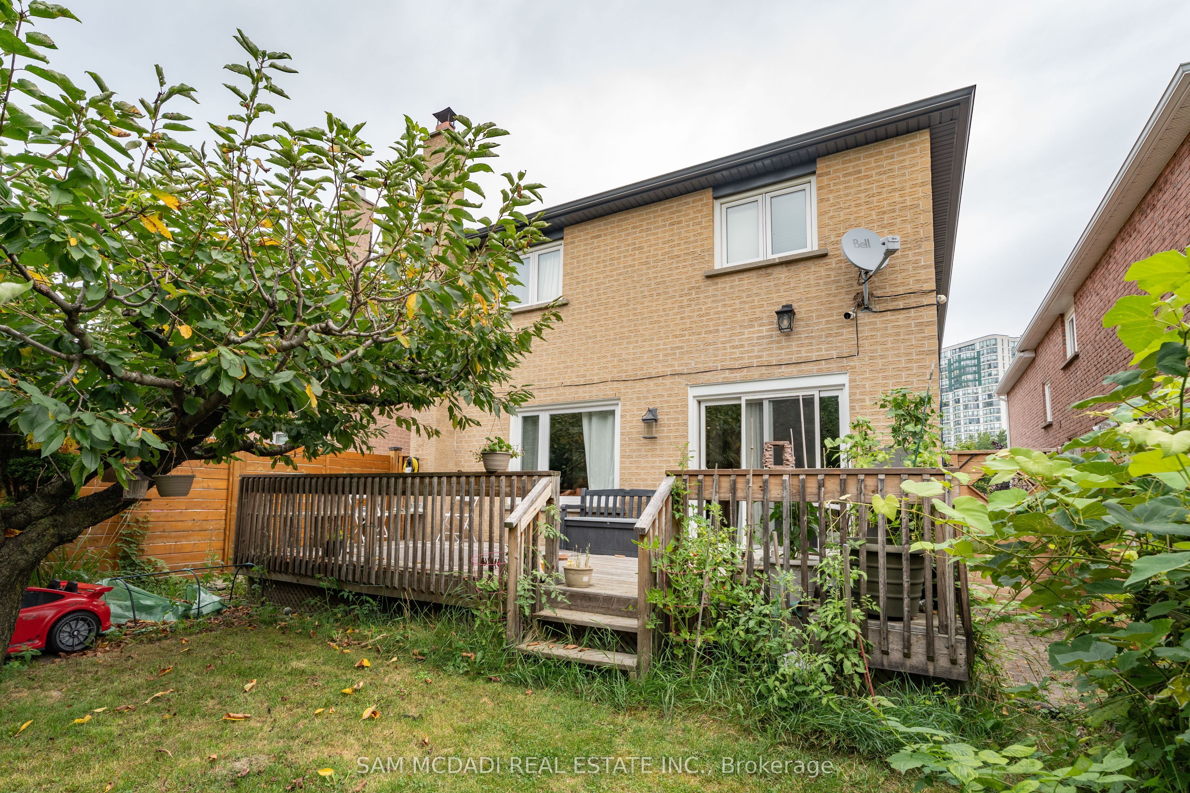 4484 Jenkins Crescent