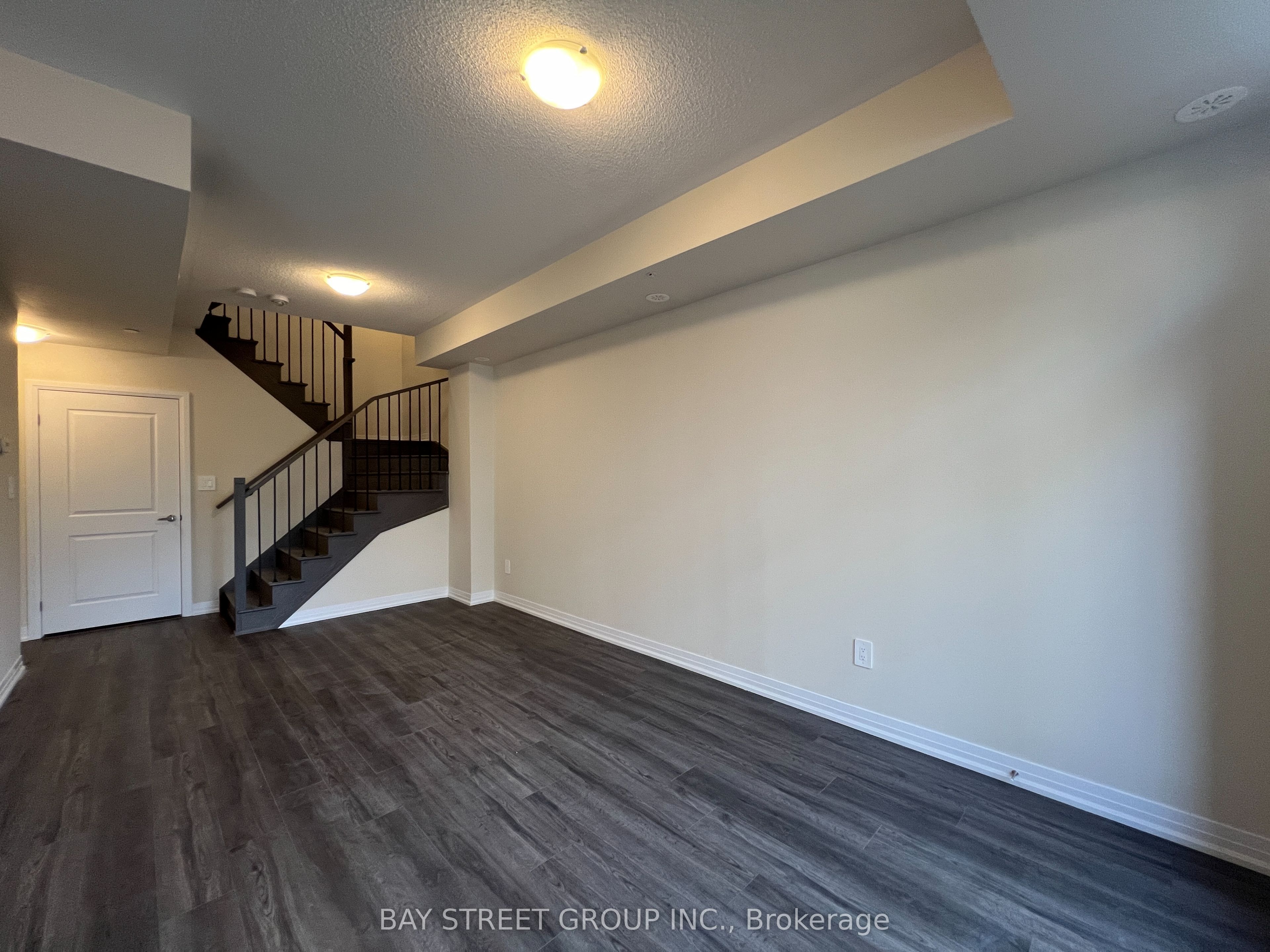 1573 Rose Way #111