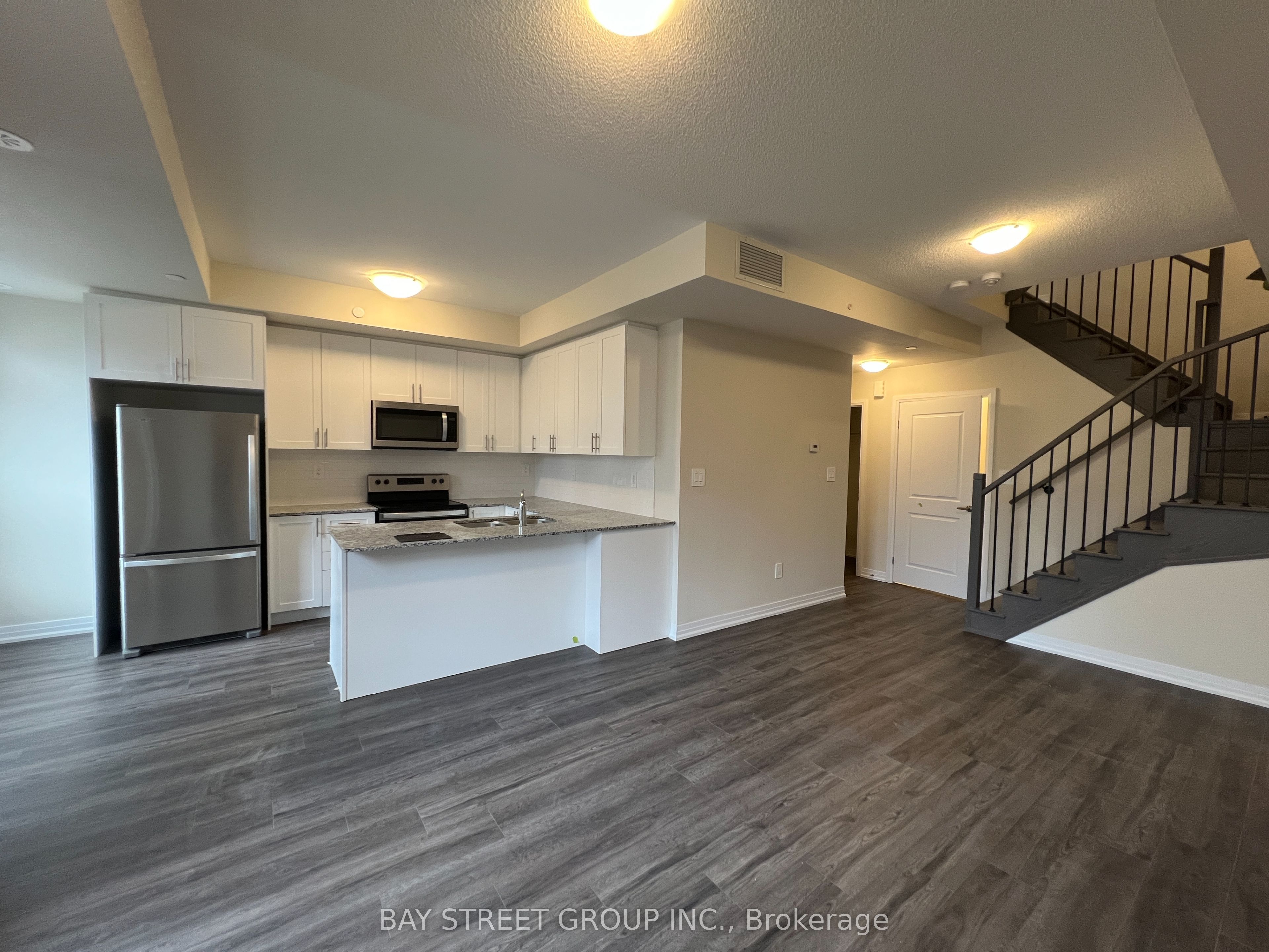 1573 Rose Way #111