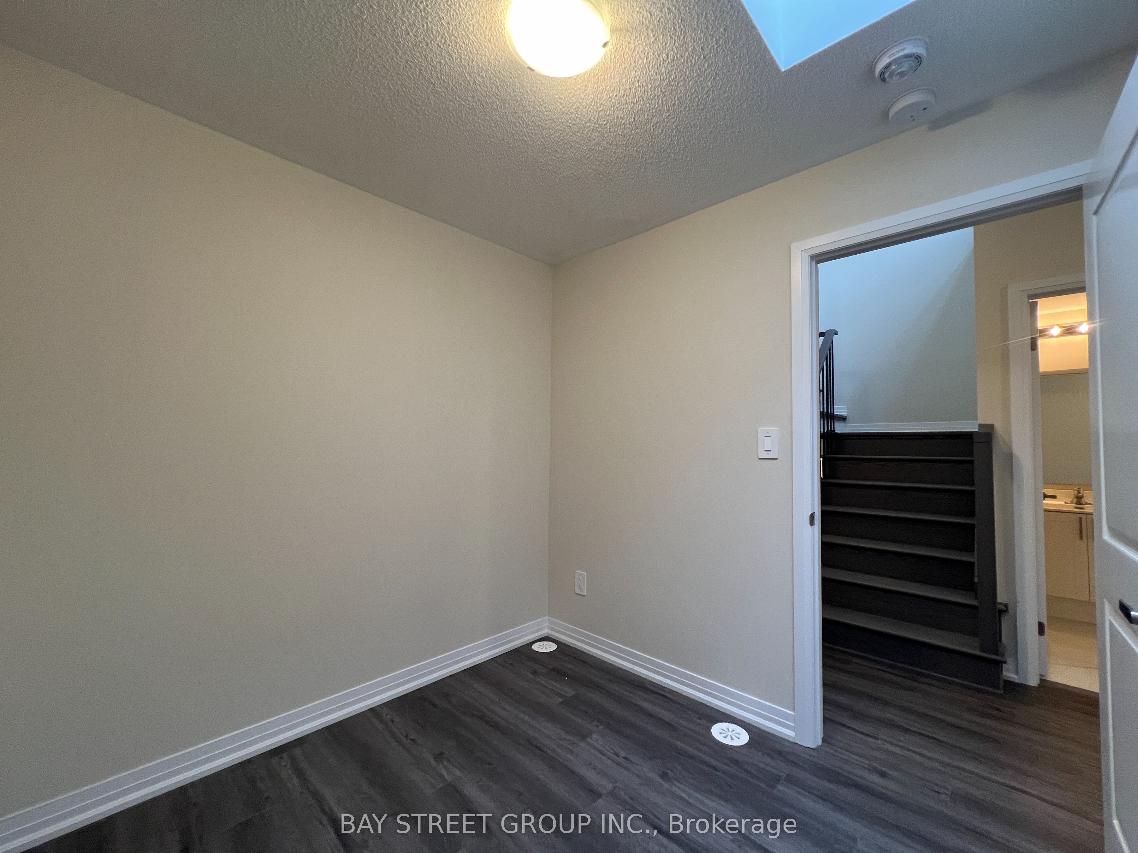 1573 Rose Way #111