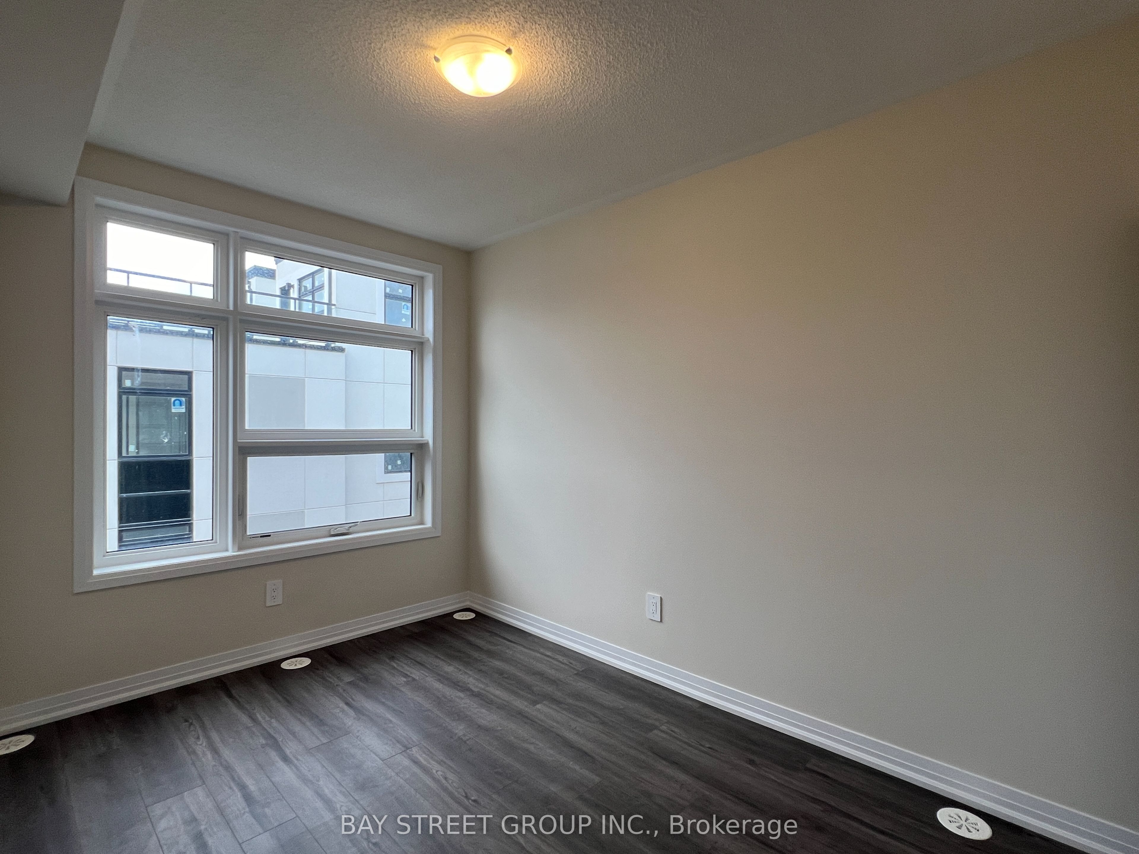 1573 Rose Way #111
