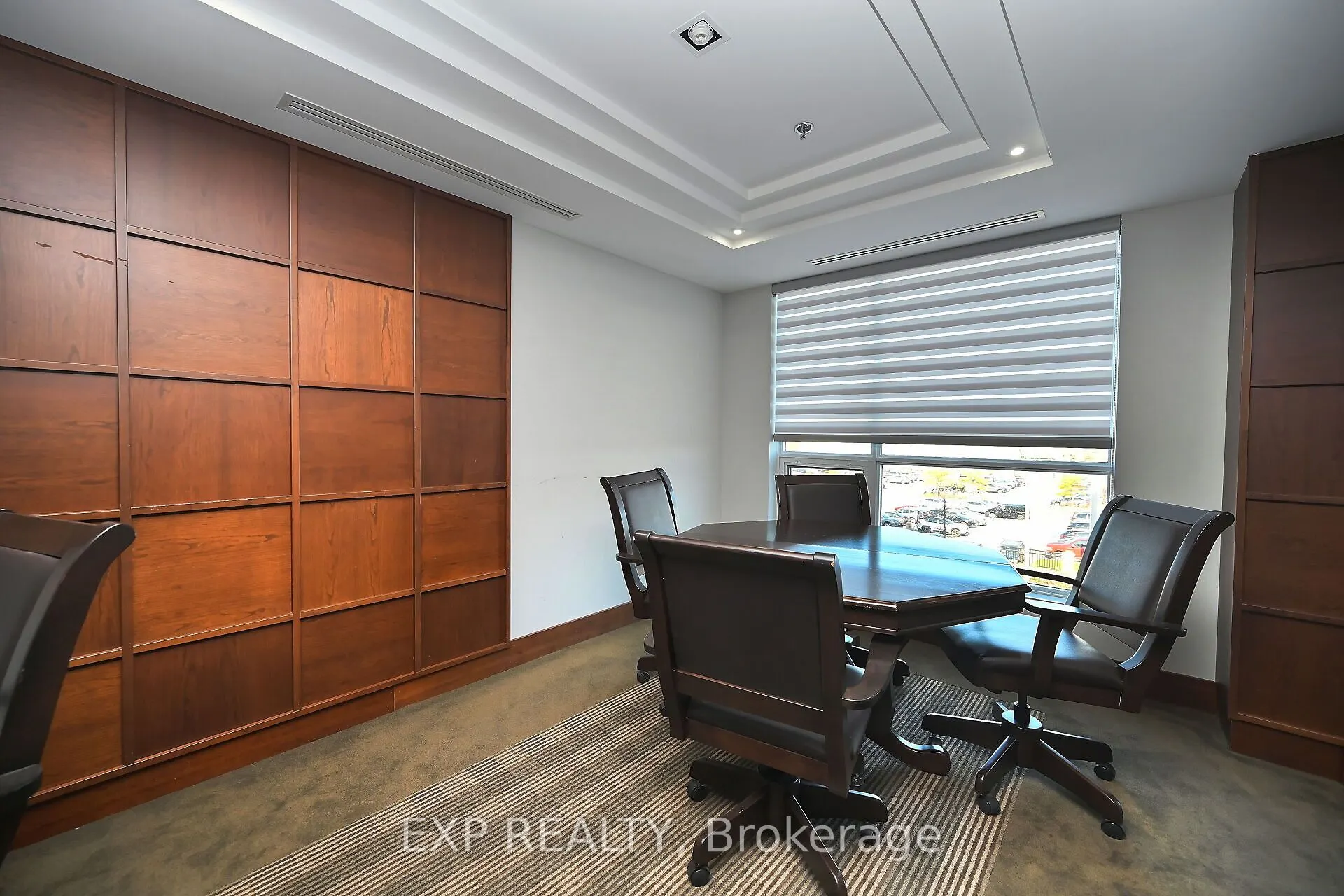 2480 Prince Michael Drive, #724