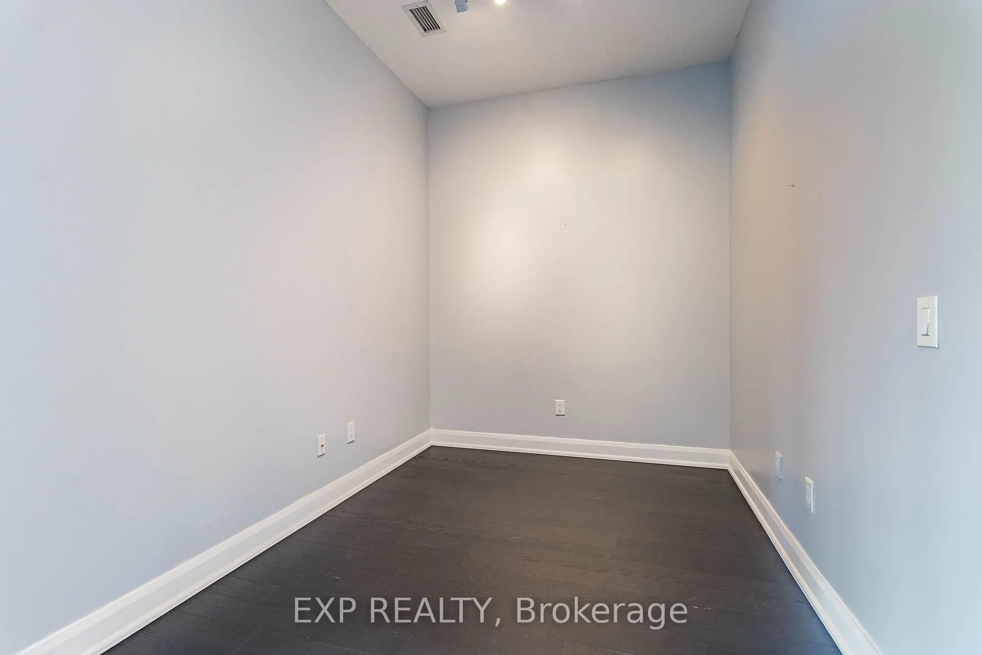 2480 Prince Michael Drive, #724