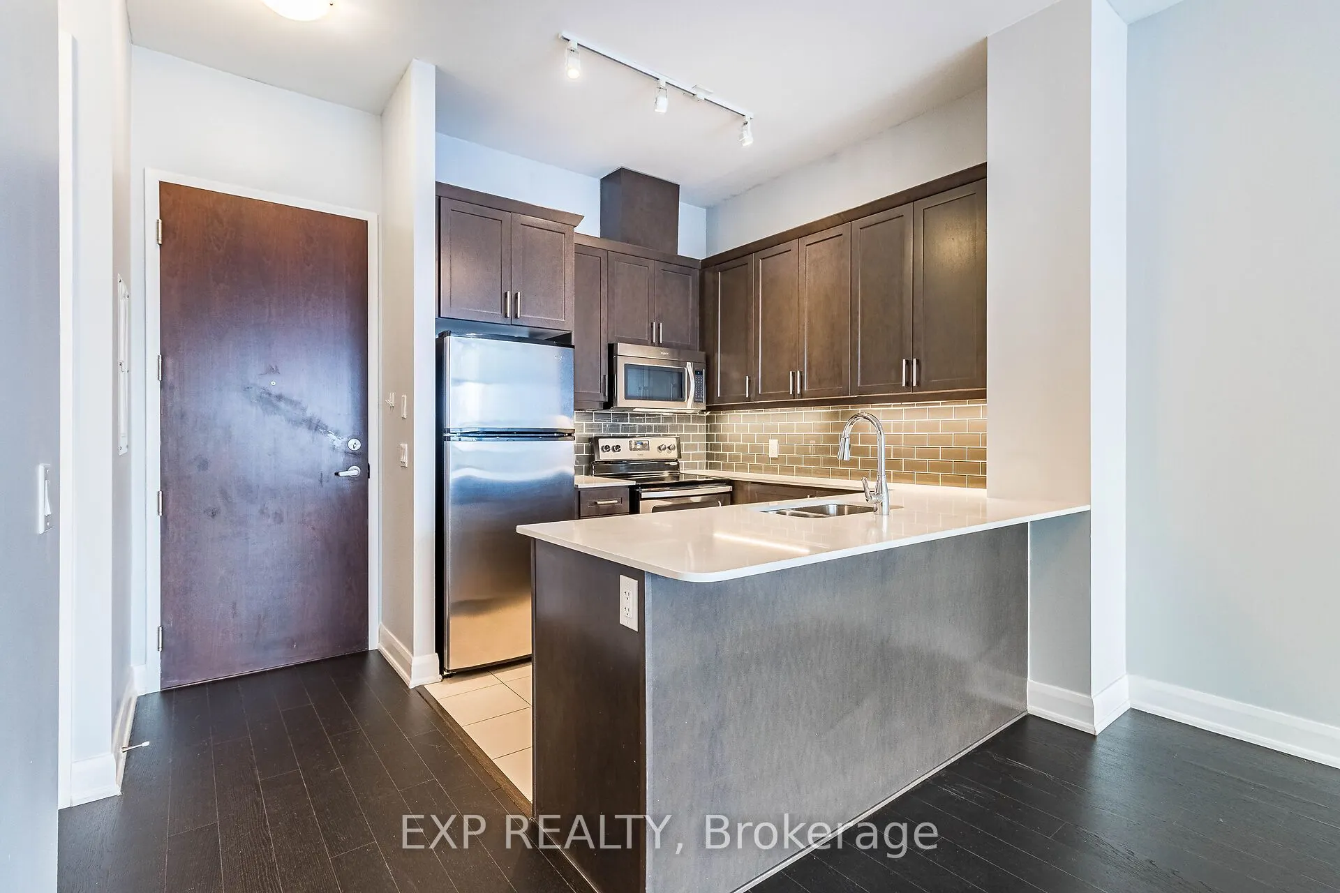 2480 Prince Michael Drive, #724