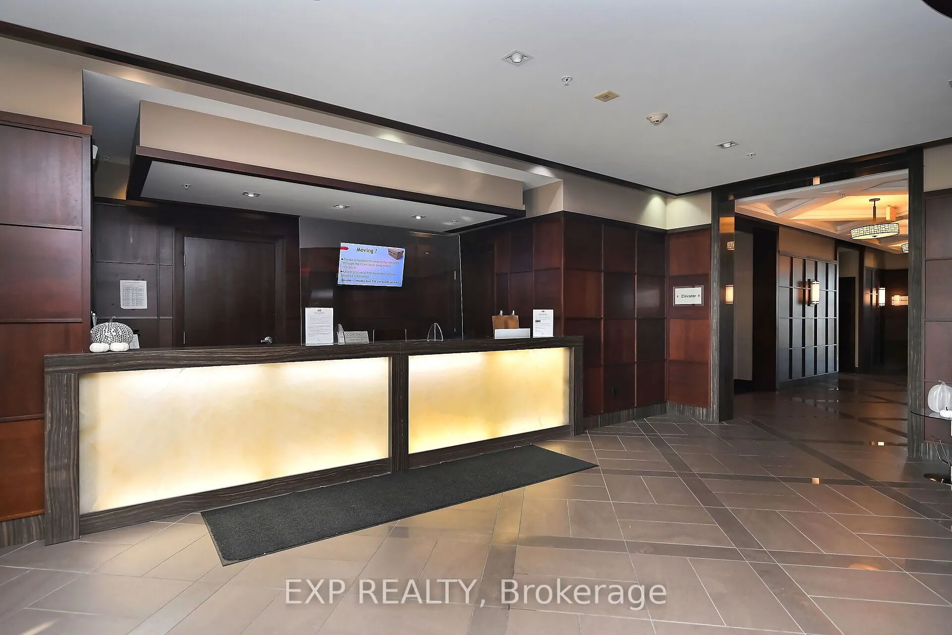 2480 Prince Michael Drive, #724