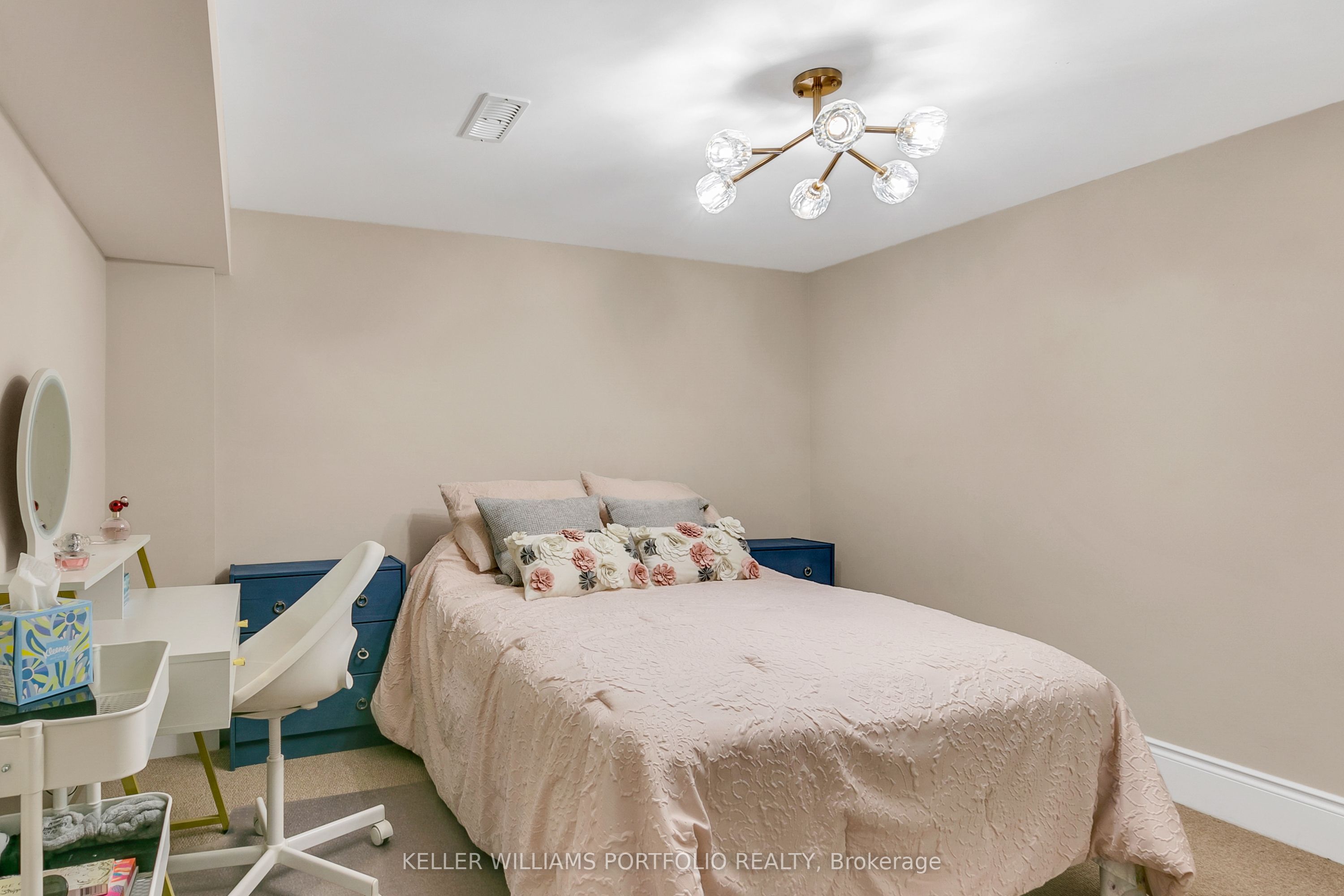 75 Ashbourne Drive