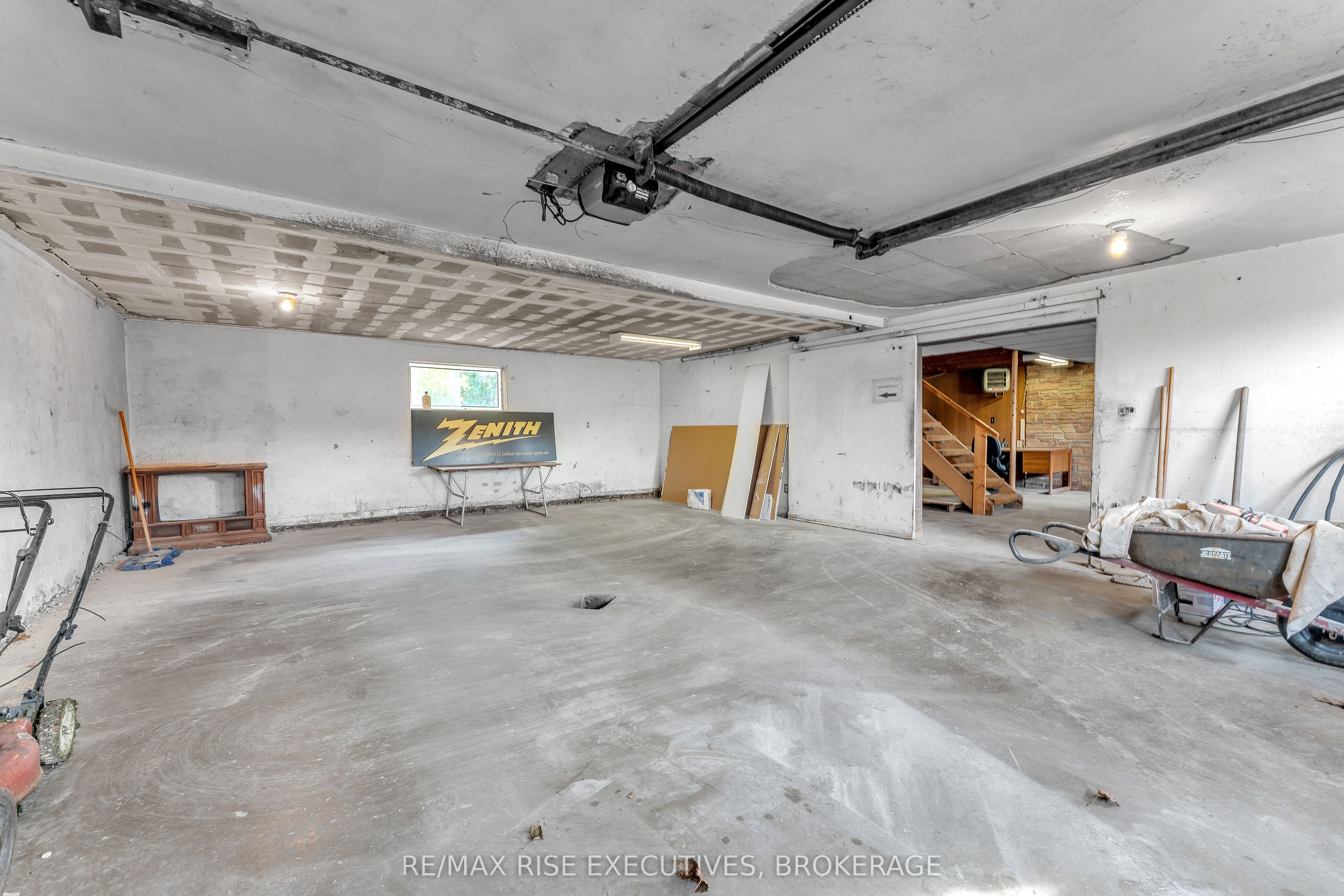 1802 Sydenham Road