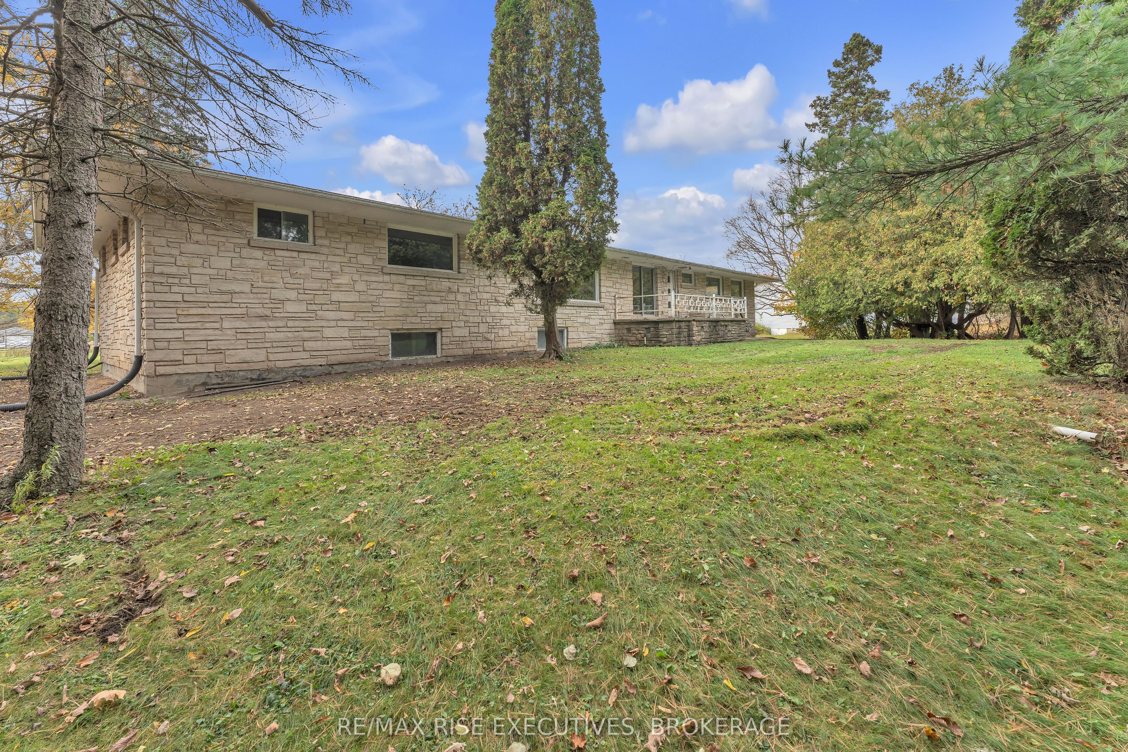 1802 Sydenham Road
