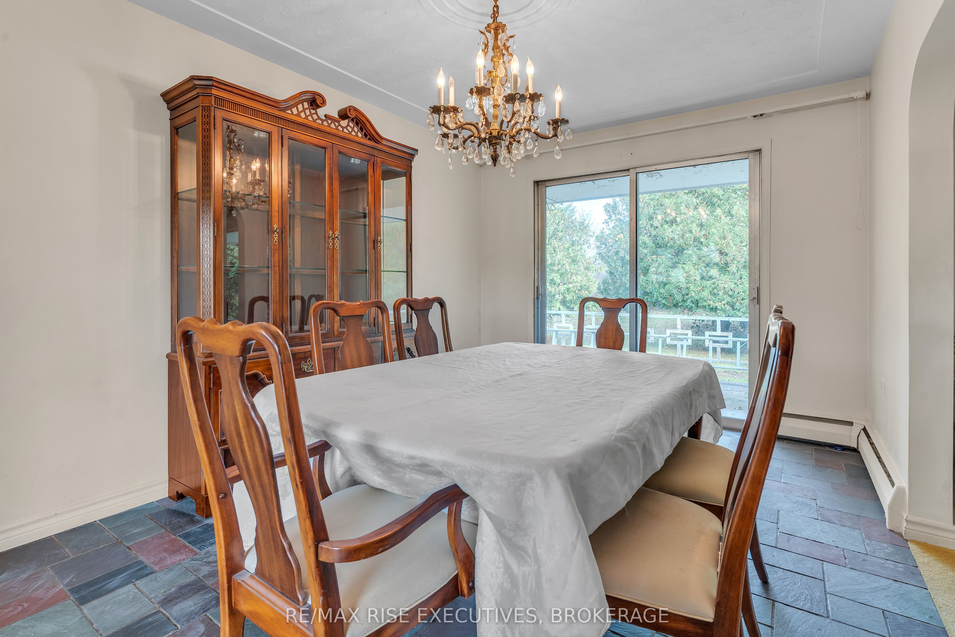 1802 Sydenham Road
