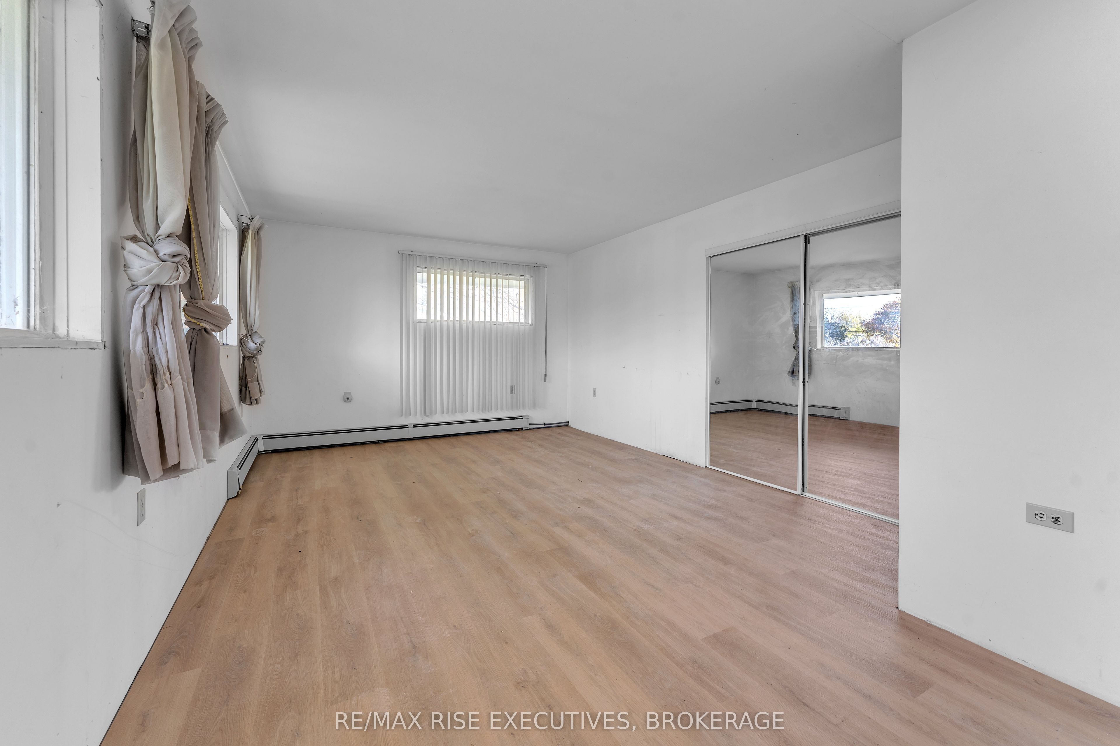 1802 Sydenham Road