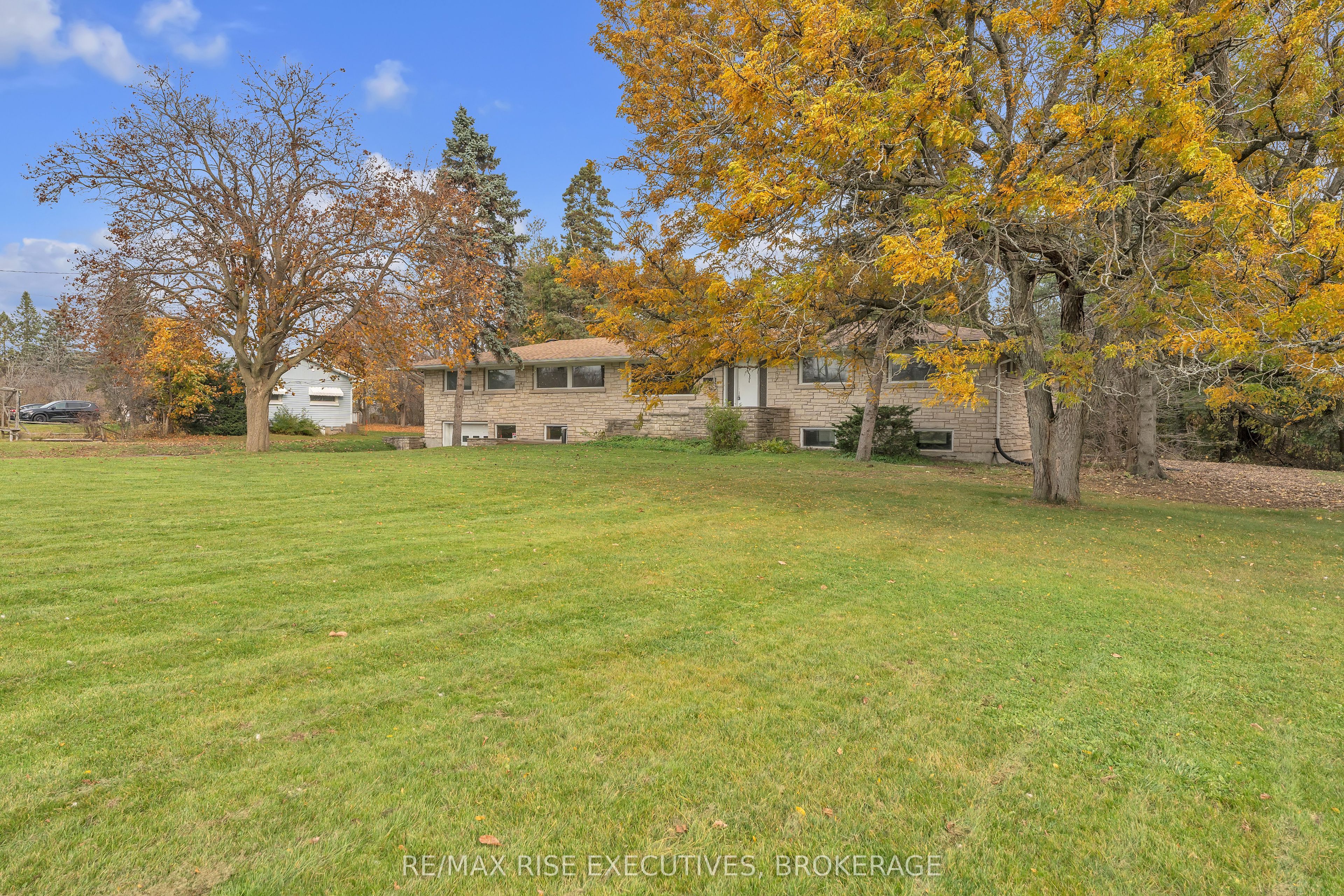 1802 Sydenham Road