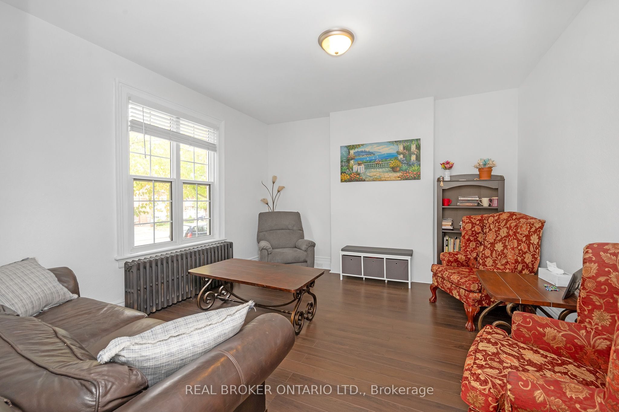 117 Fairleigh Avenue S
