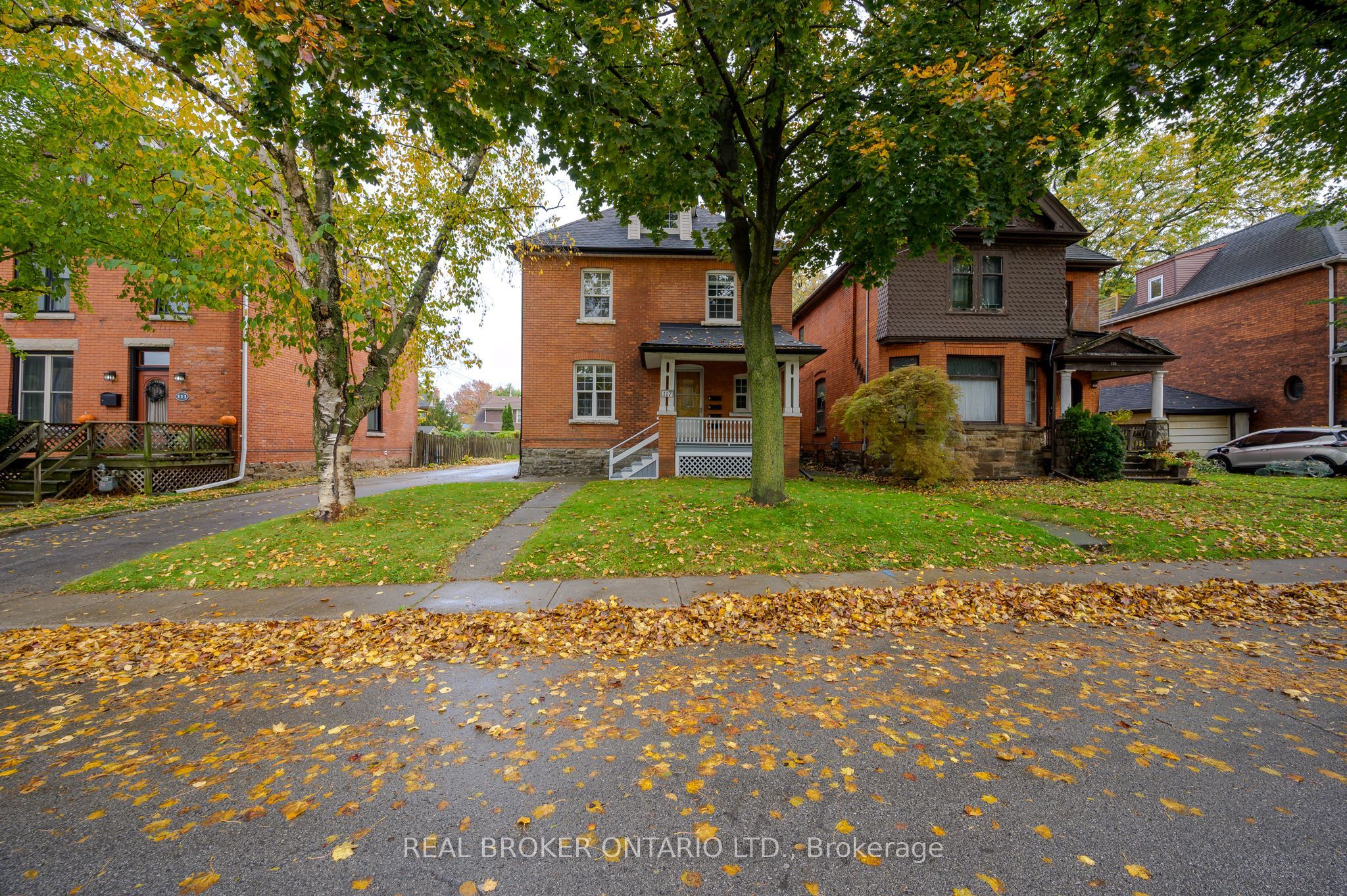 117 Fairleigh Avenue S