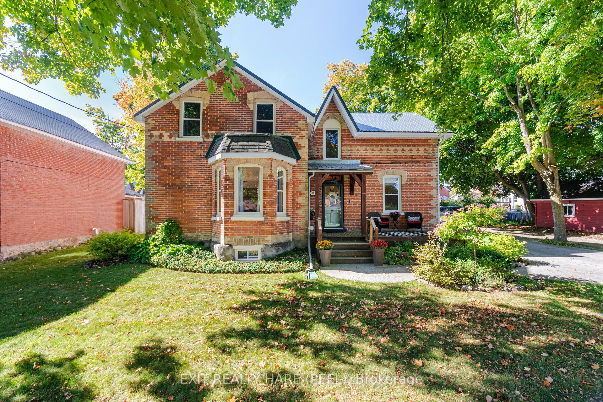 51 Osprey Street S