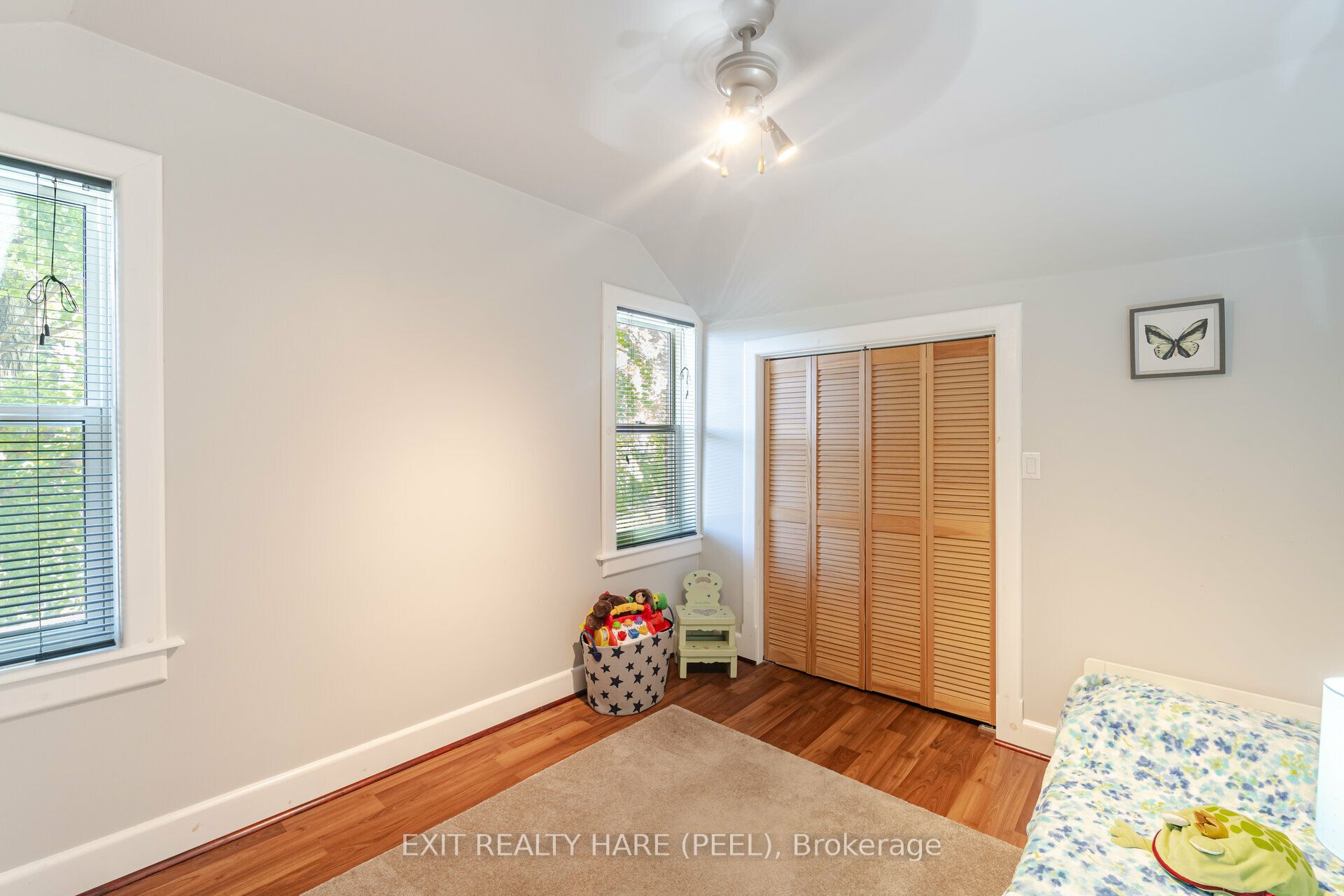 51 Osprey Street S