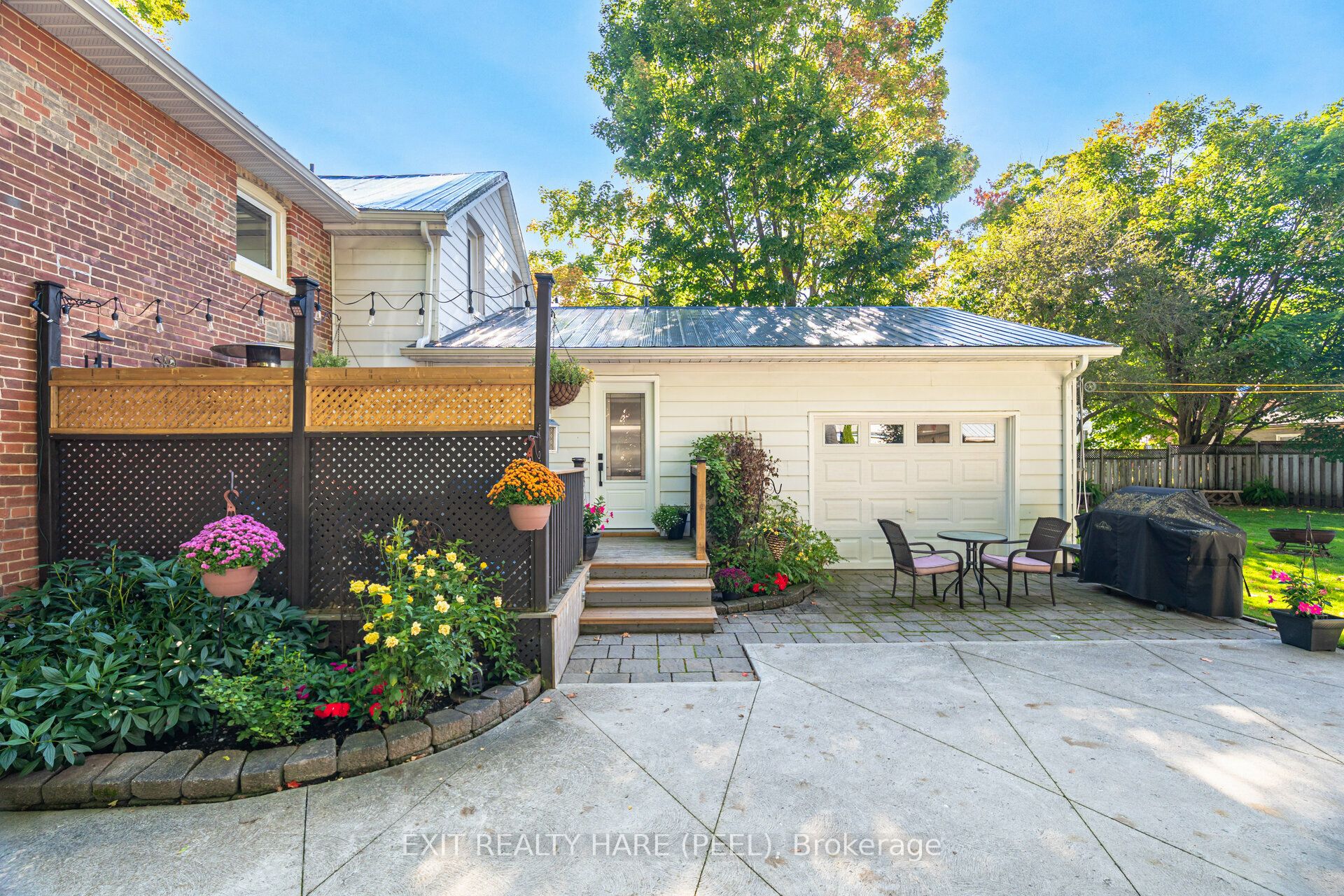 51 Osprey Street S