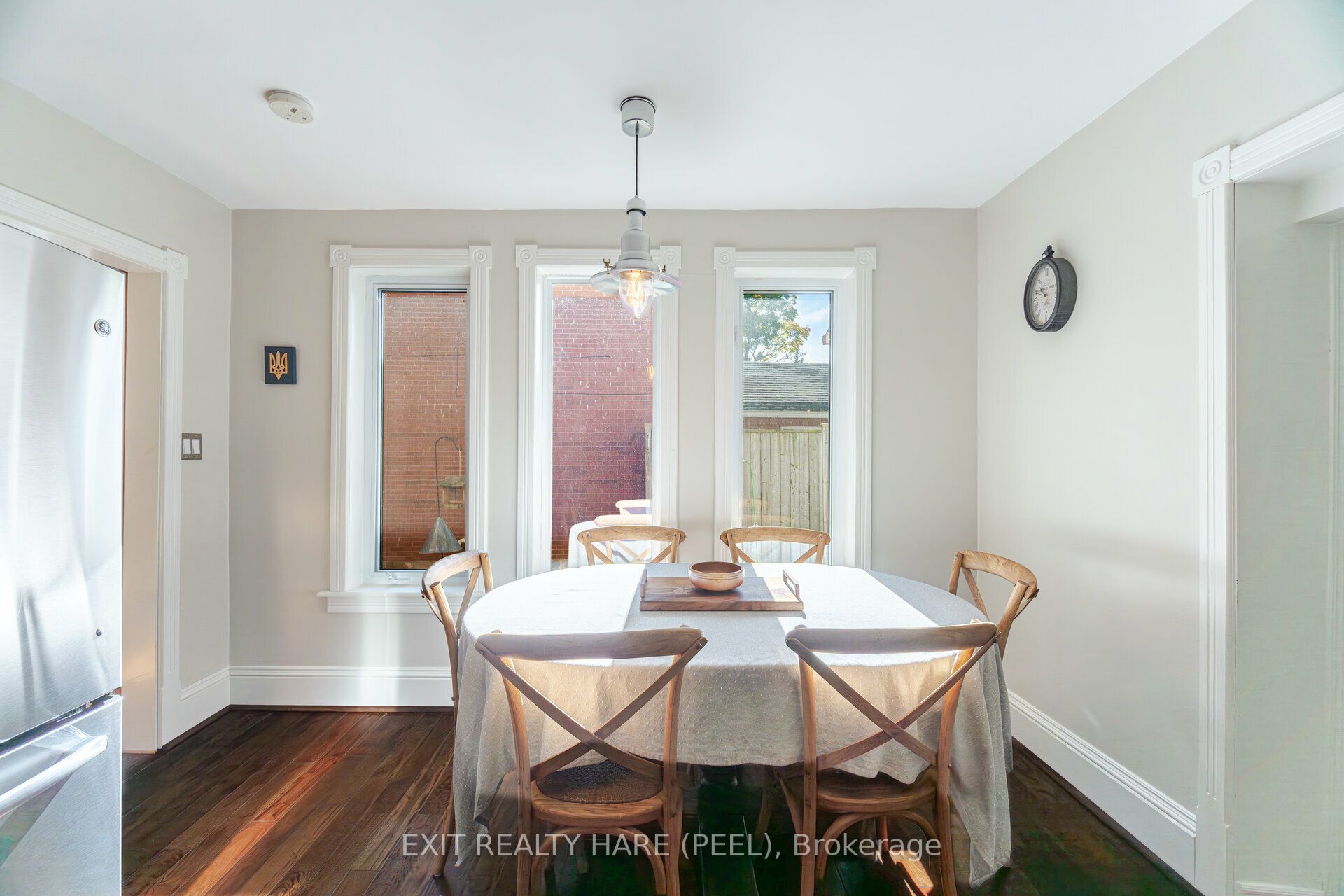 51 Osprey Street S