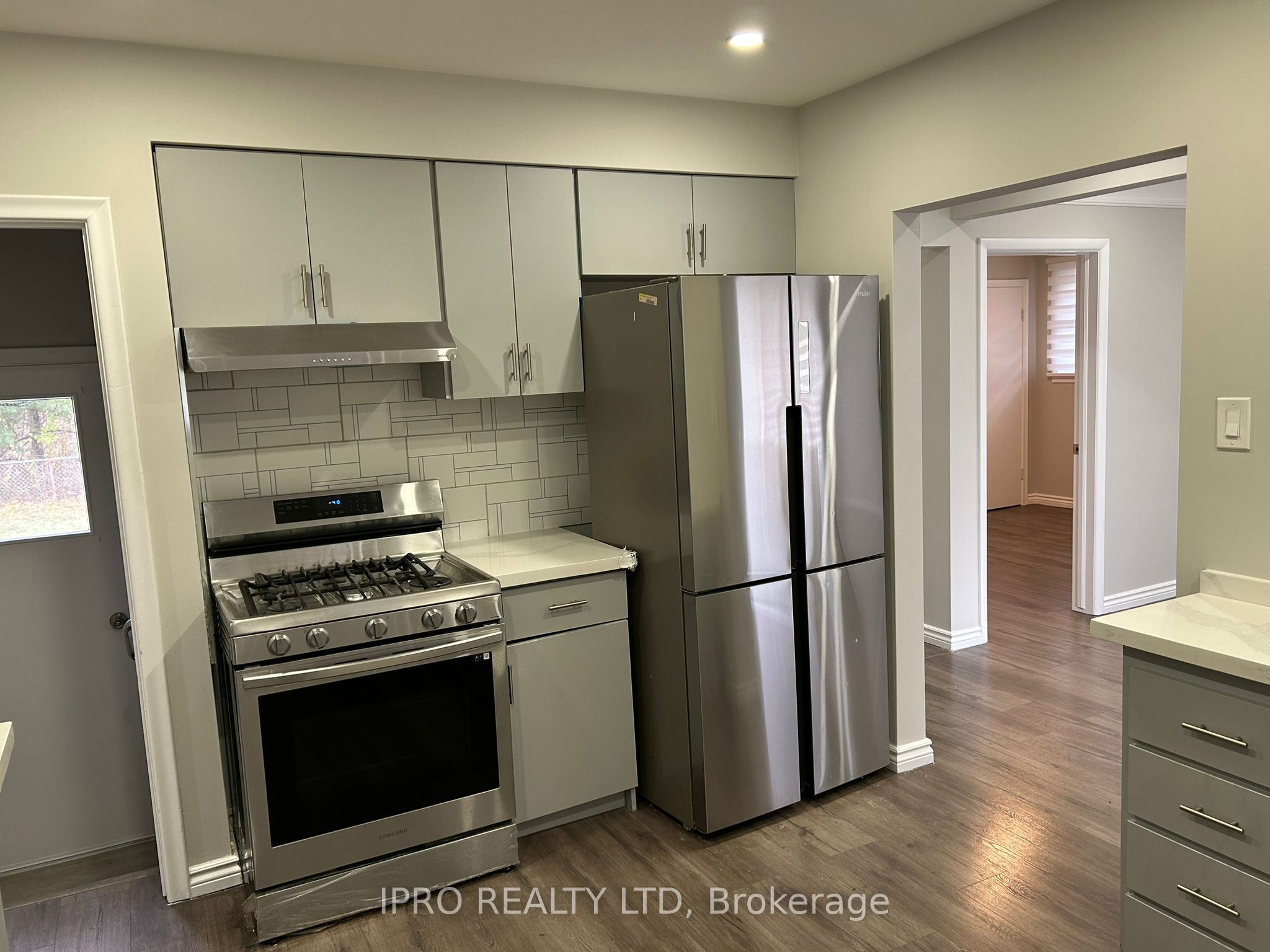 284 Cedar Crescent