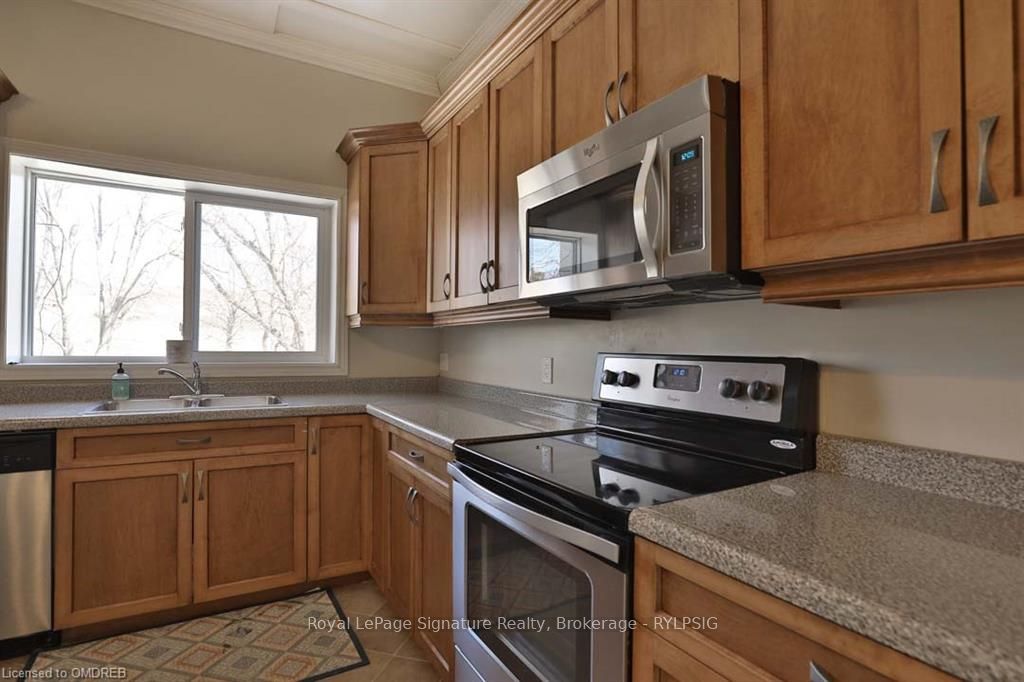 1694 CENTRE RD