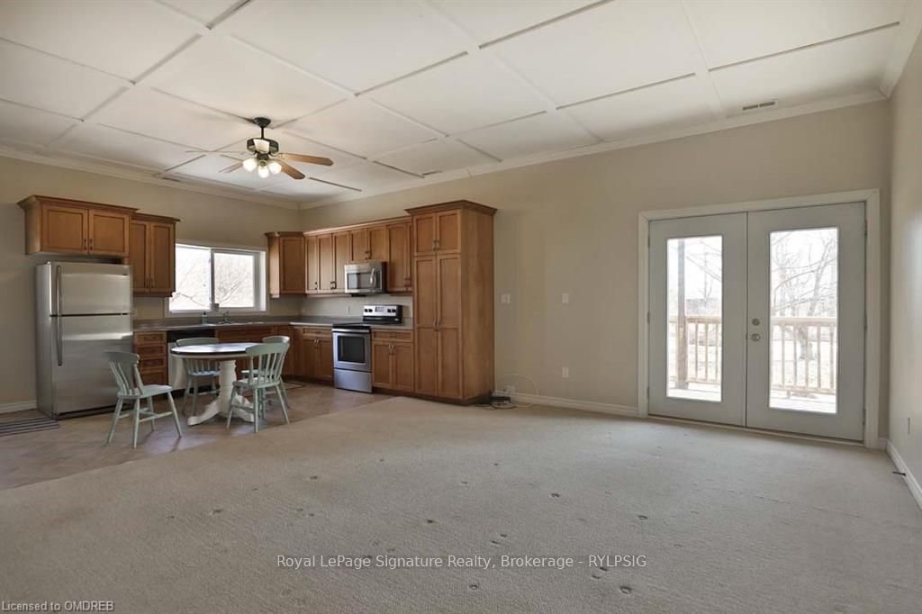 1694 CENTRE RD
