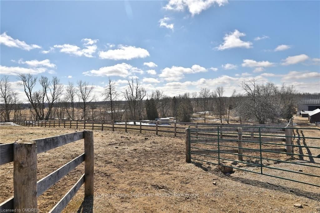 1694 CENTRE RD