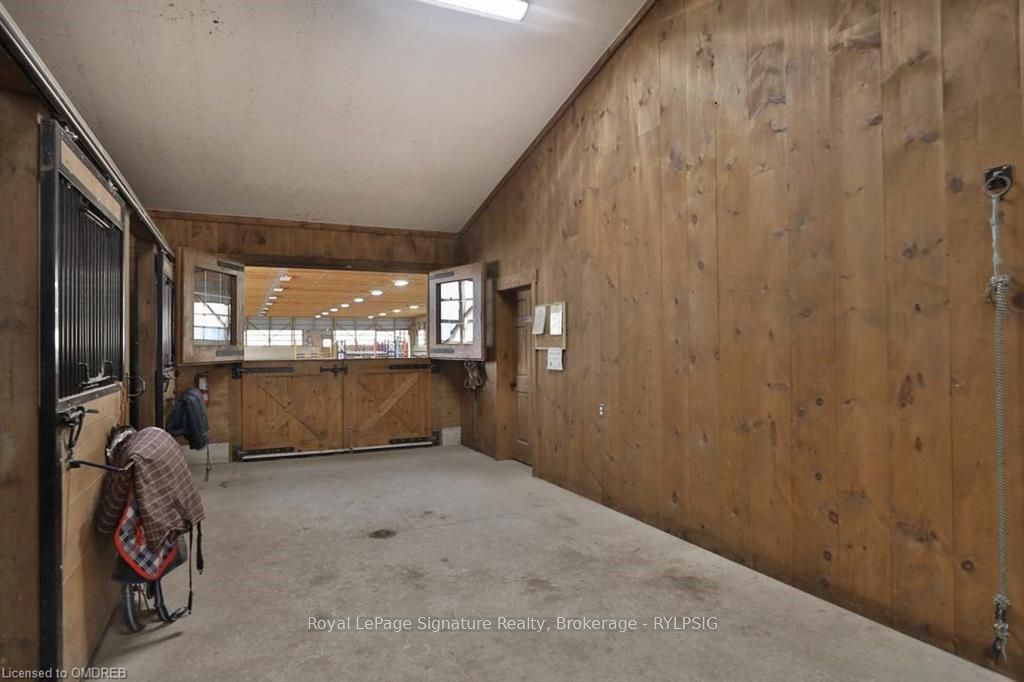 1694 CENTRE RD
